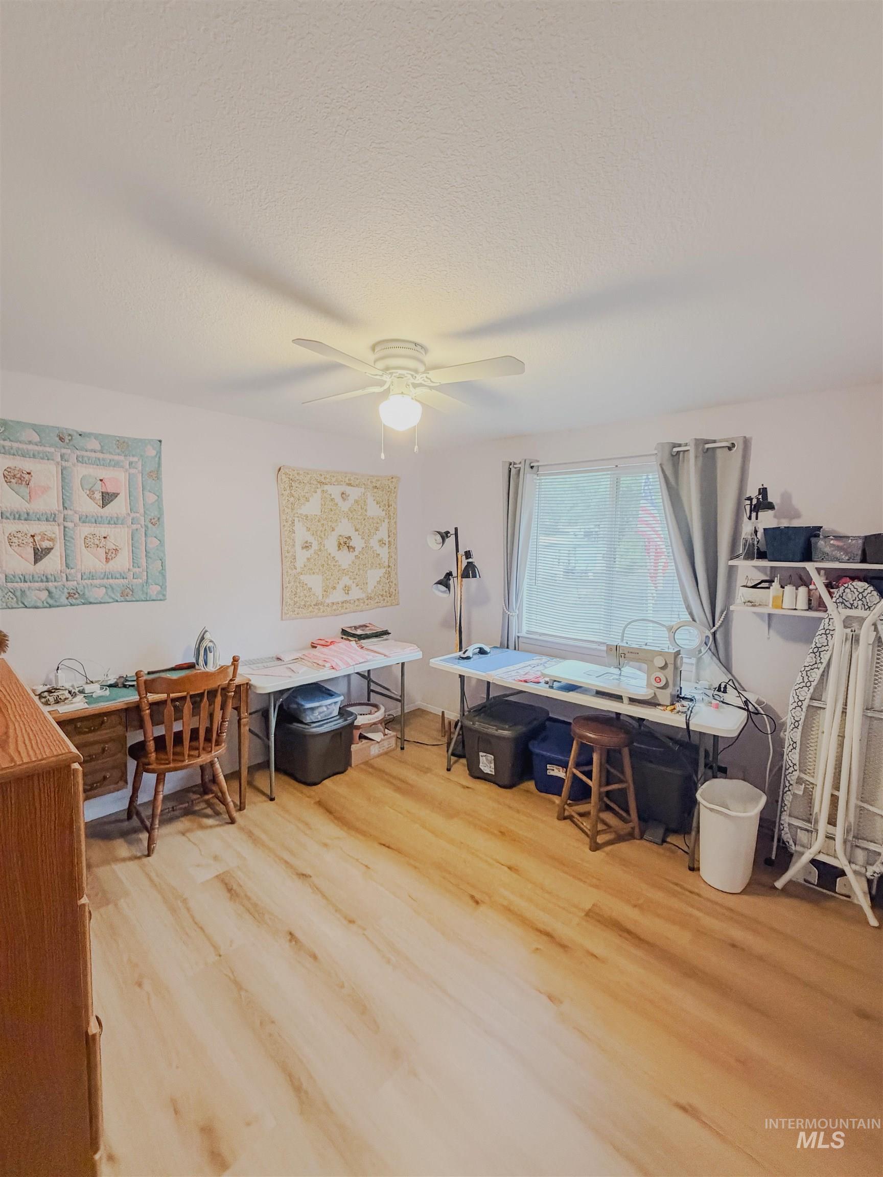 12779 Hartford Property Photo 12