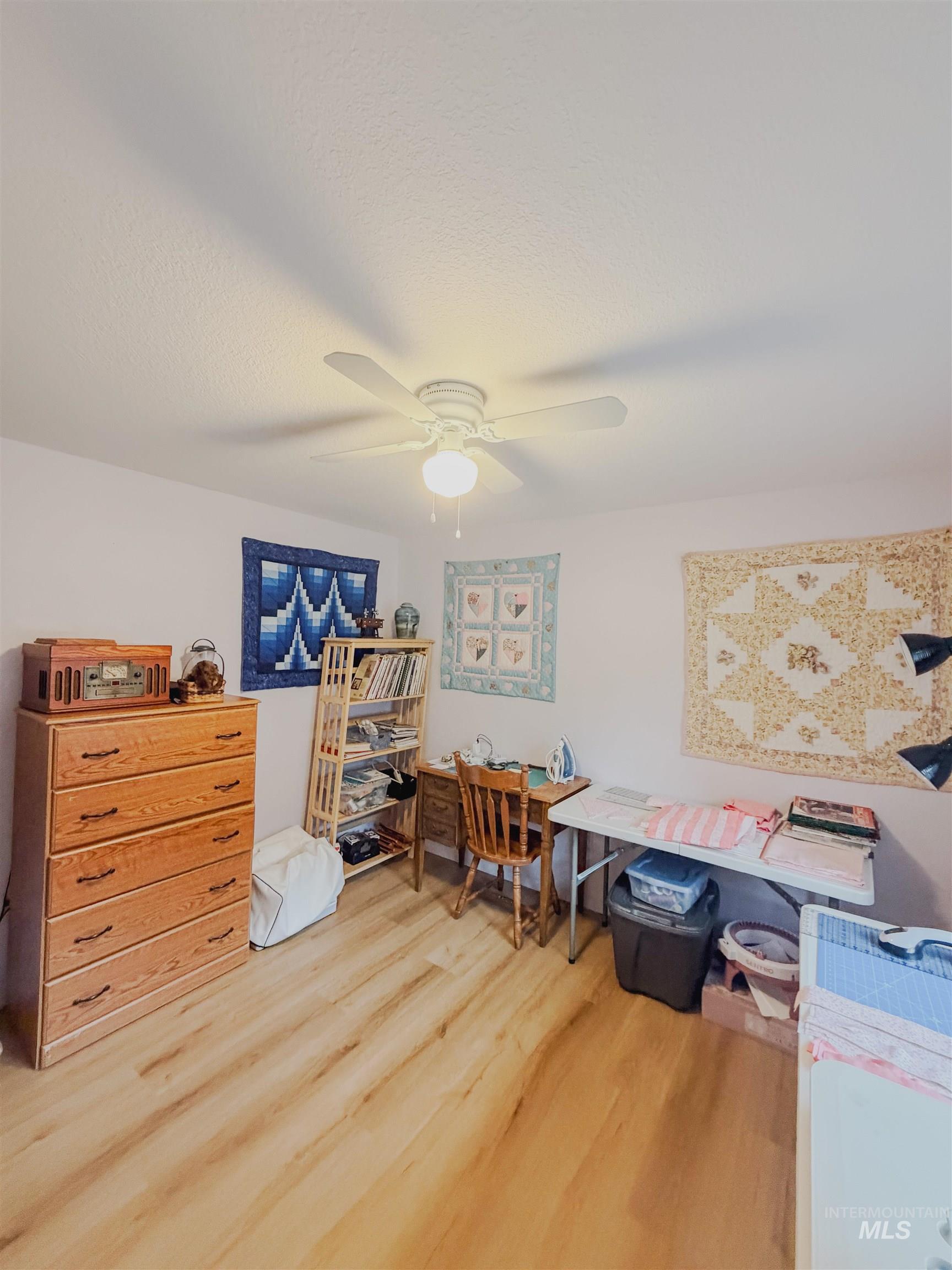 12779 Hartford Property Photo 13