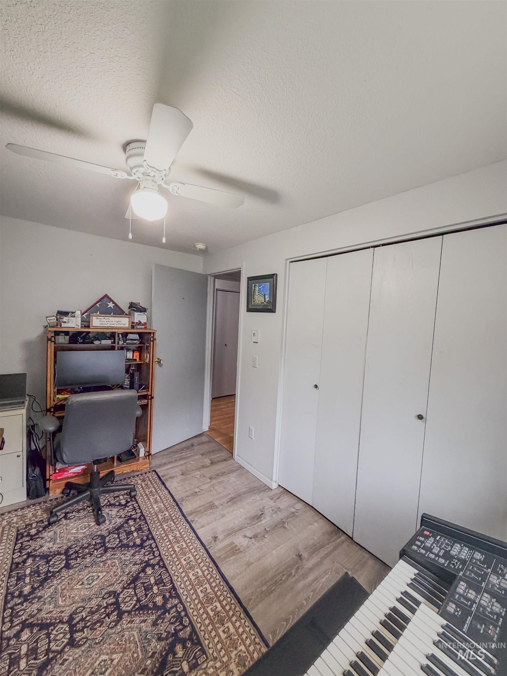 12779 Hartford Property Photo 15