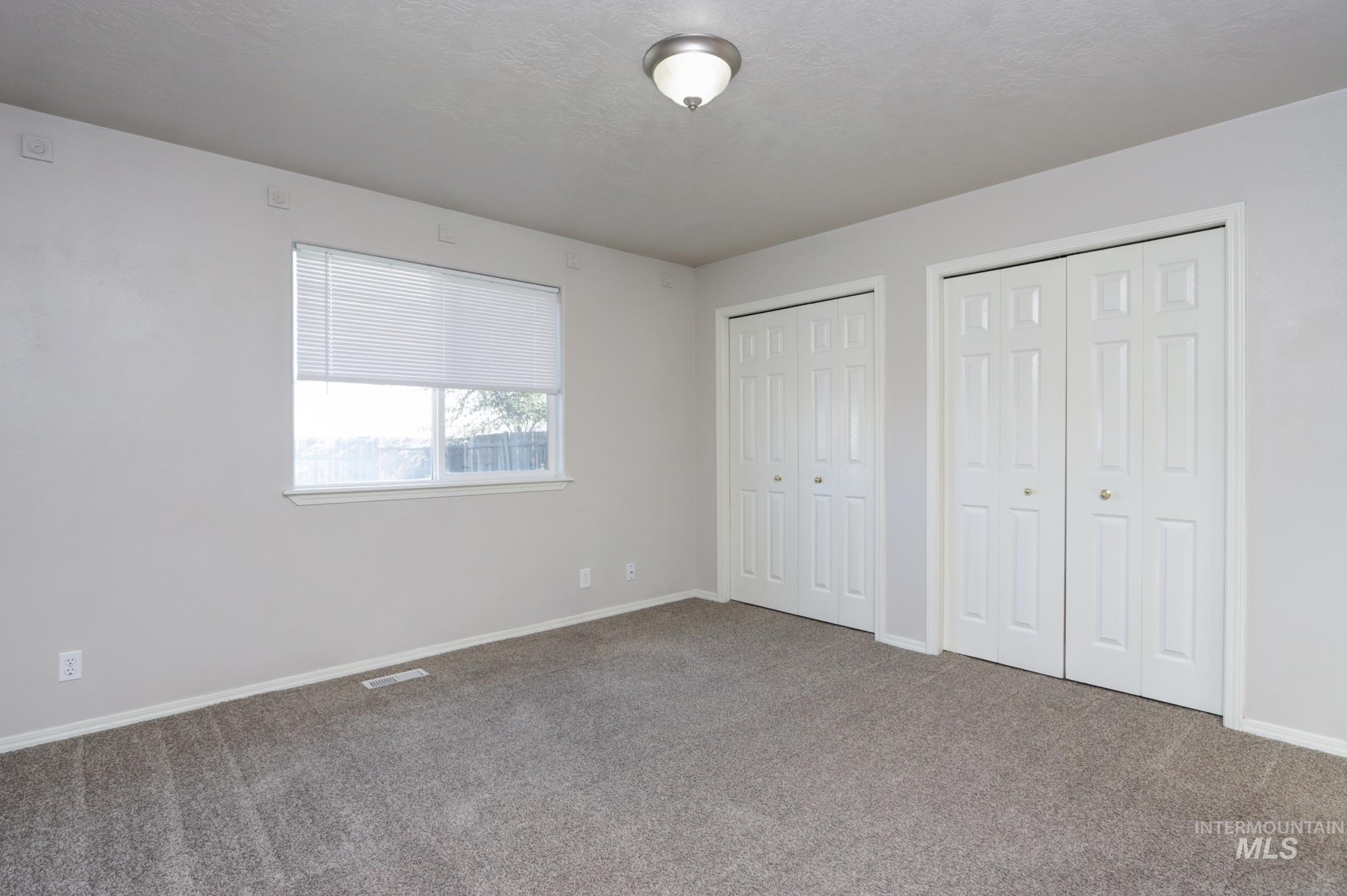 1914 W Curlew Property Photo 16