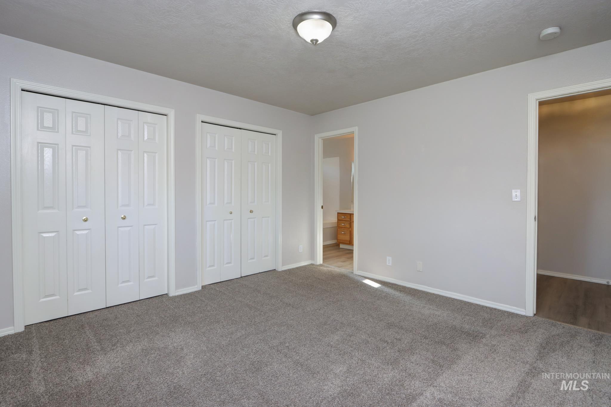 1914 W Curlew Property Photo 17
