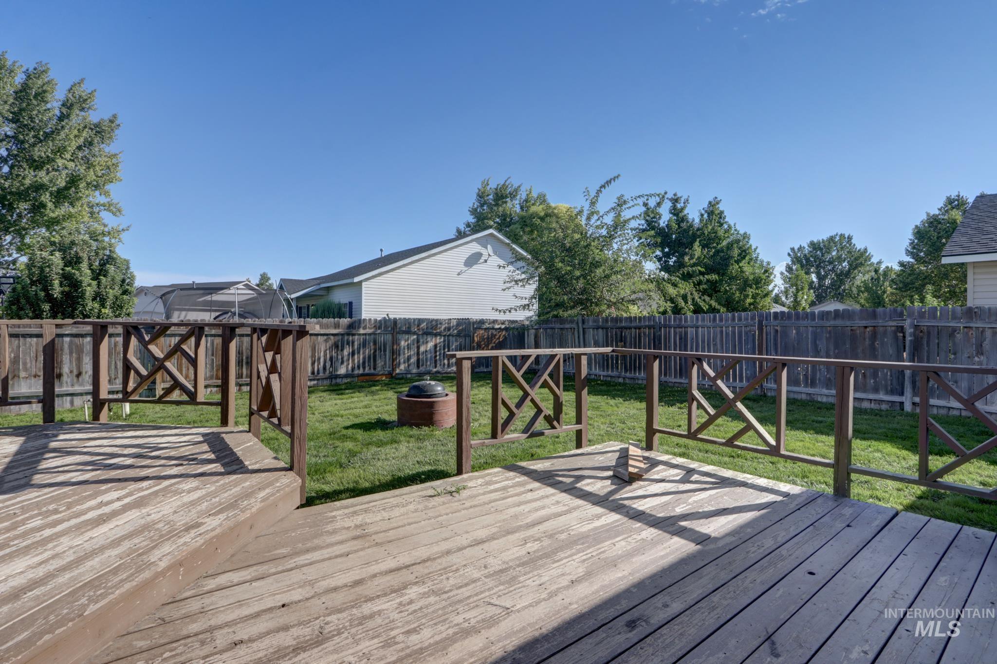 1914 W Curlew Property Photo 25