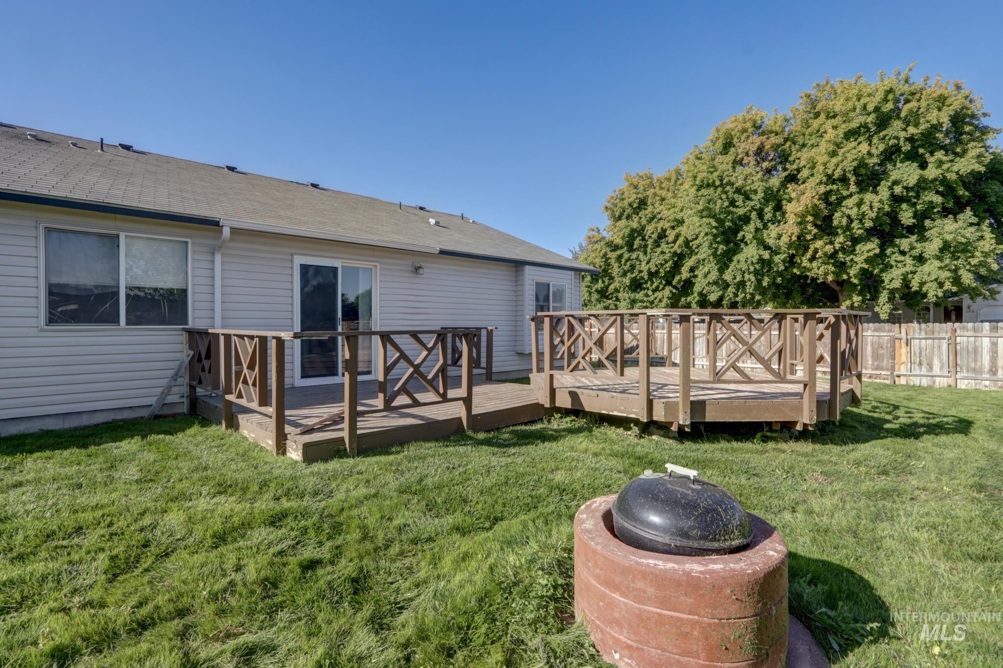 1914 W Curlew Property Photo 33