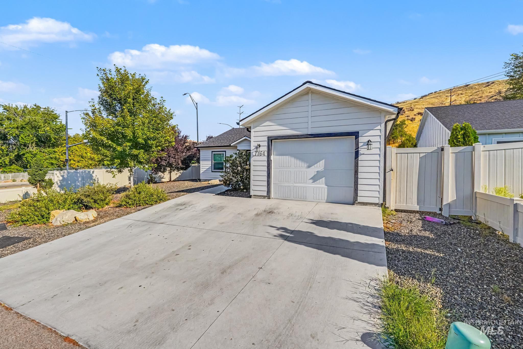 7764 Gary Ln Property Photo 33