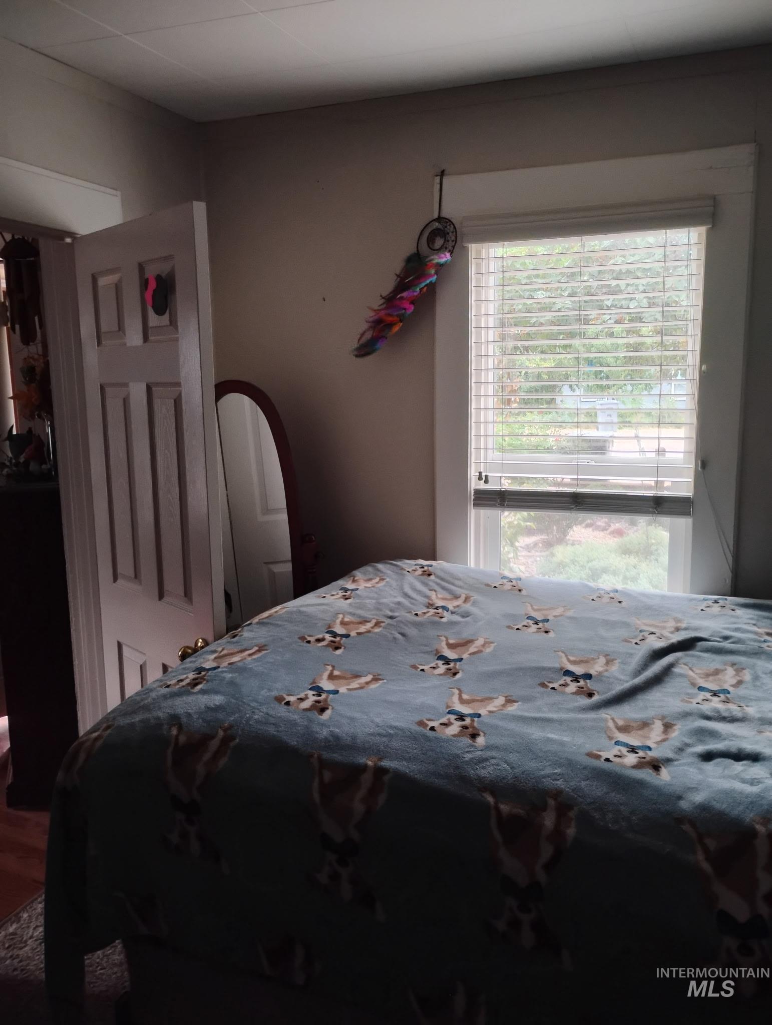 213 E Montana Property Photo 15
