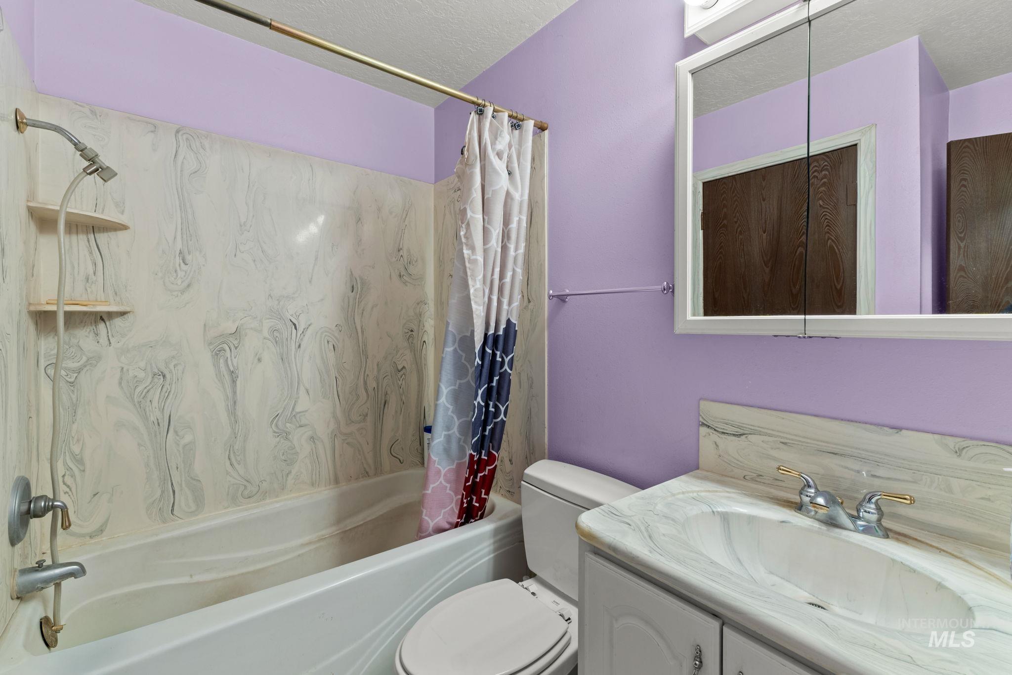 1296 E 4400 N Property Photo 16