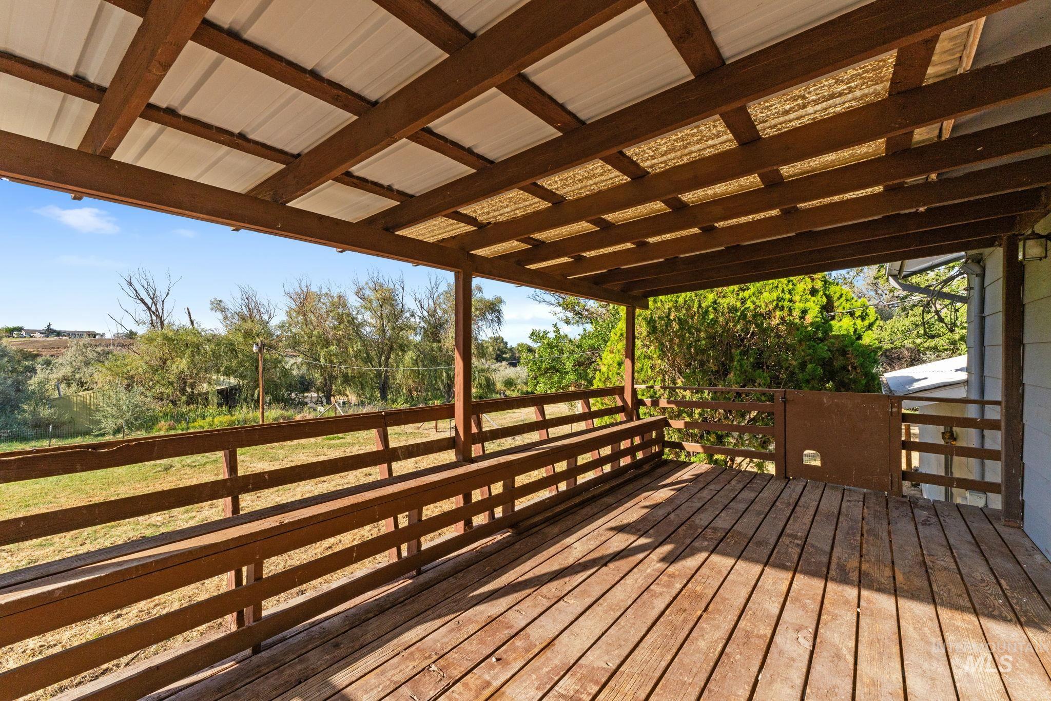 1296 E 4400 N Property Photo 18