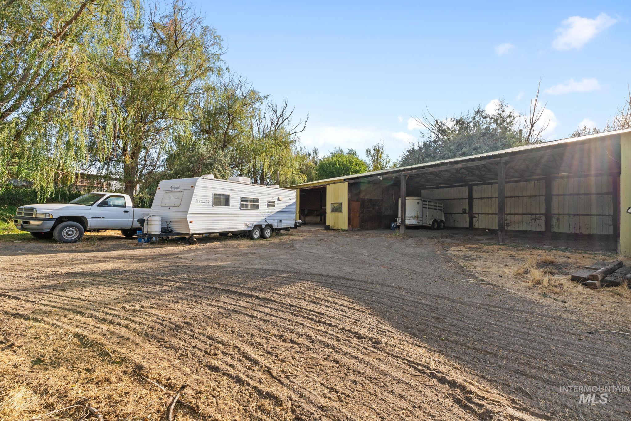 1296 E 4400 N Property Photo 34