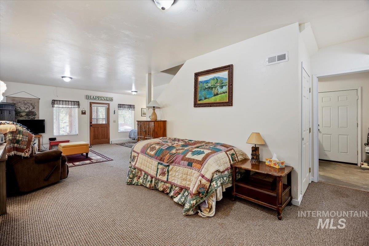 4389 N Pine Featherville Rd Property Photo 35