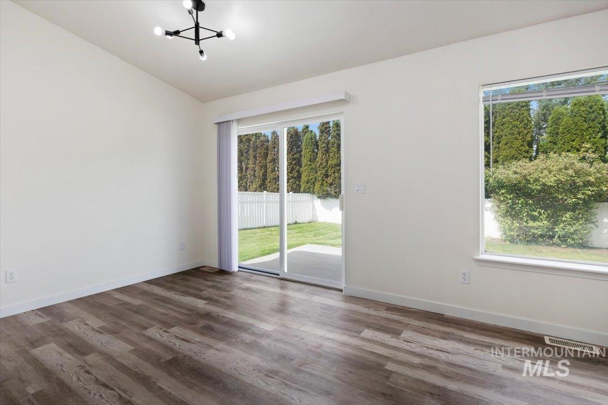 480 Silver Pheasant Property Photo 11