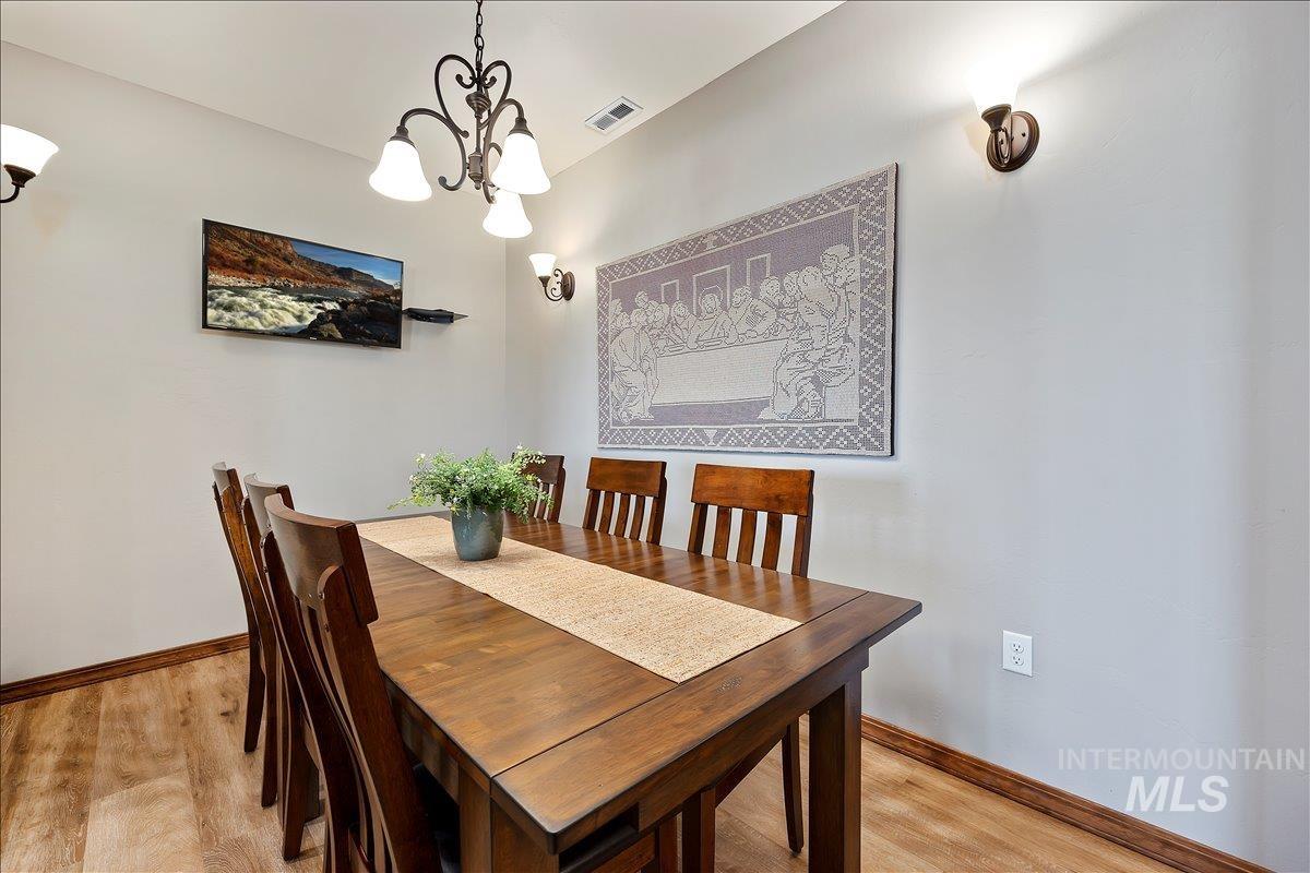 1221 21st Property Photo 10