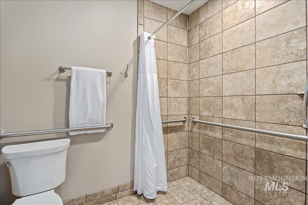 1221 21st Property Photo 25