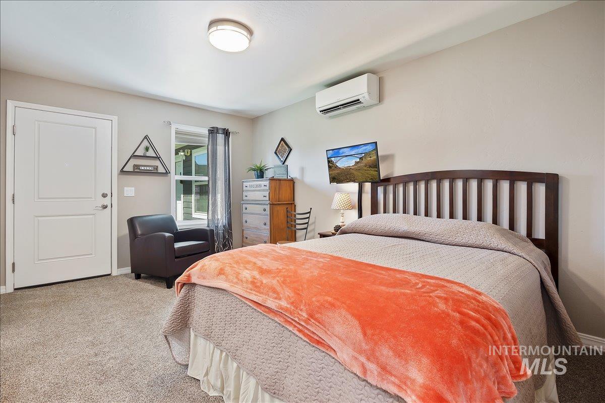 1221 21st Property Photo 33