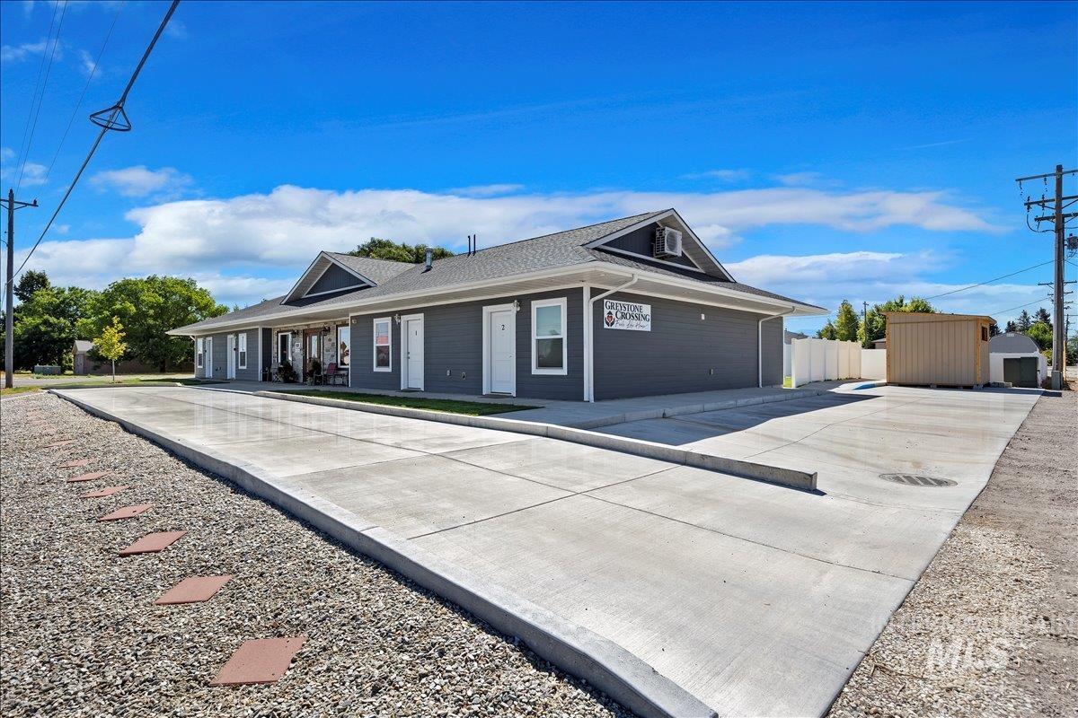 1221 21st Property Photo 42