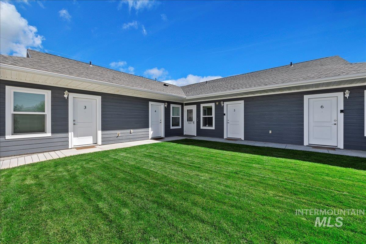 1221 21st Property Photo 43