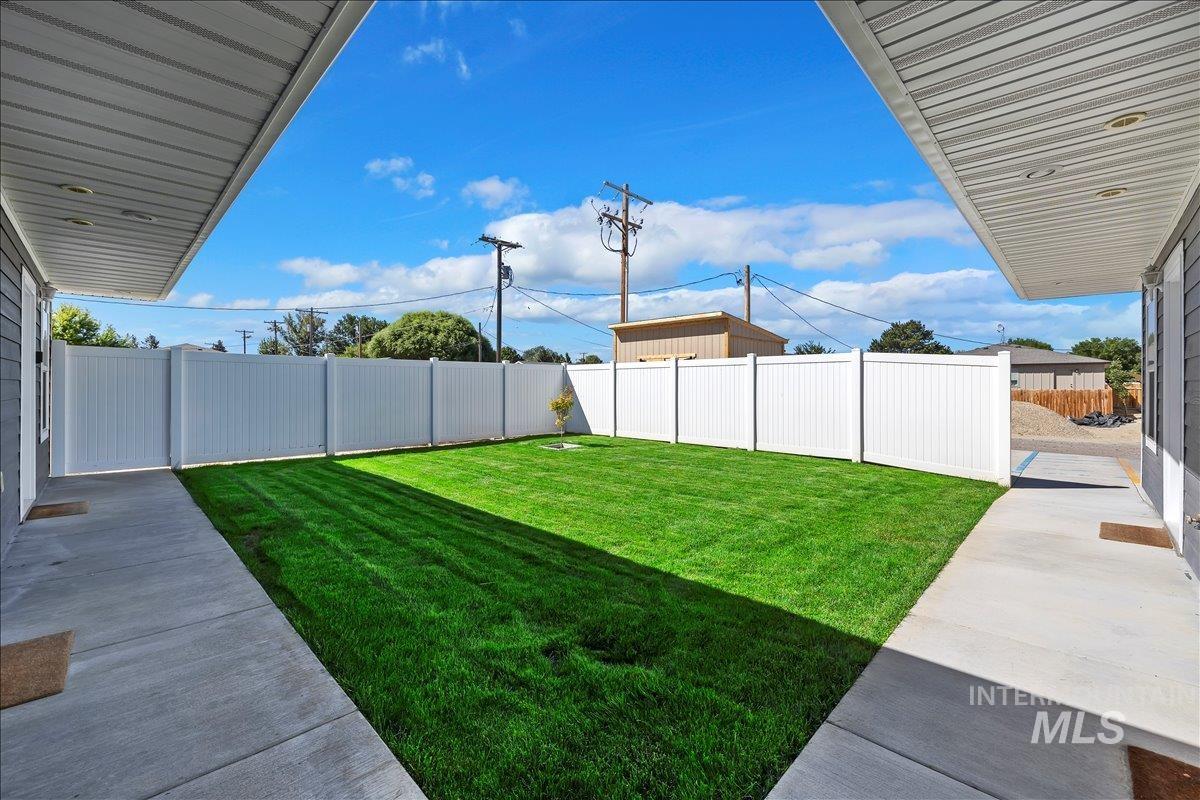 1221 21st Property Photo 44