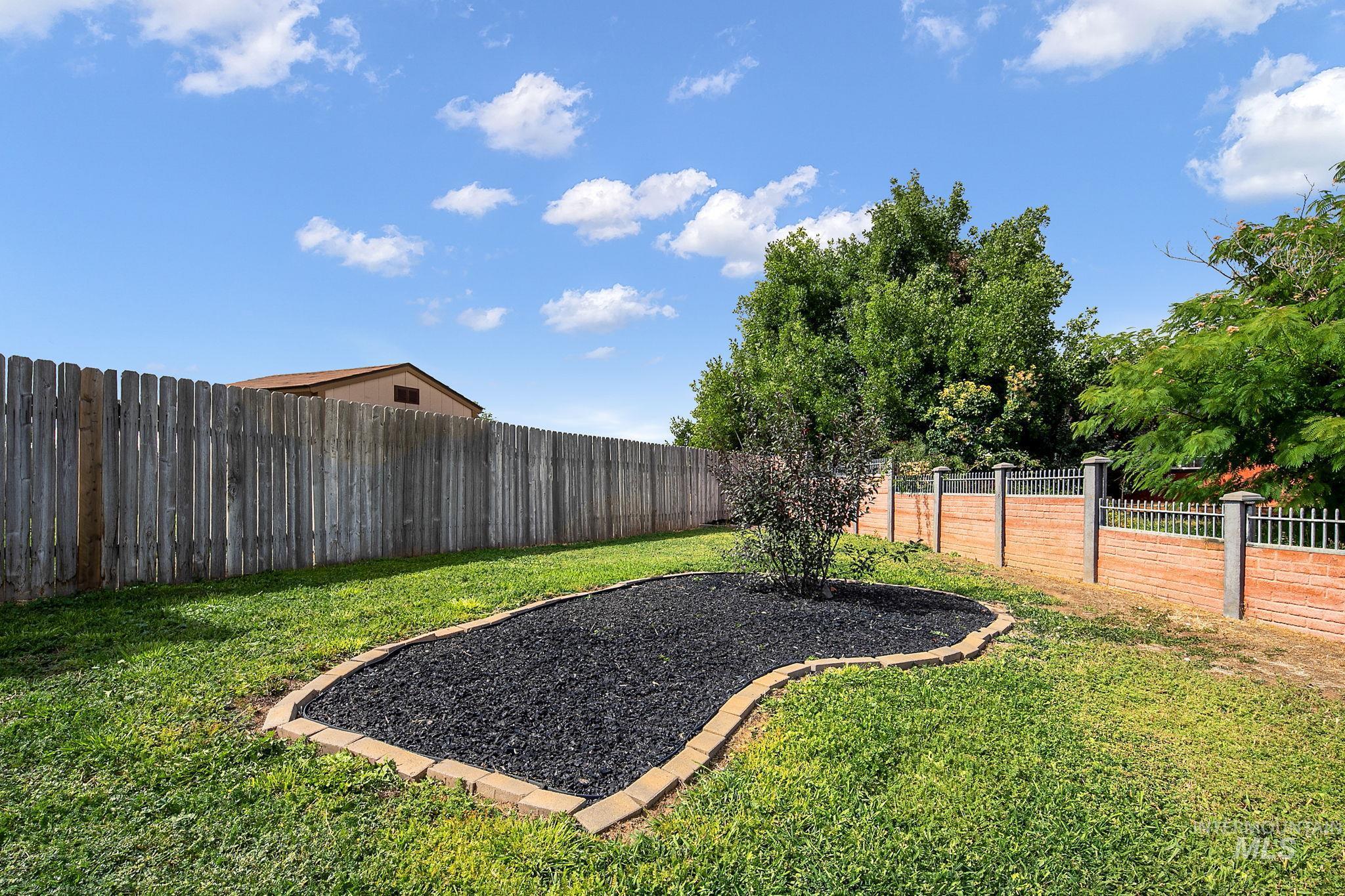 11469 W Hanks St Property Photo 44