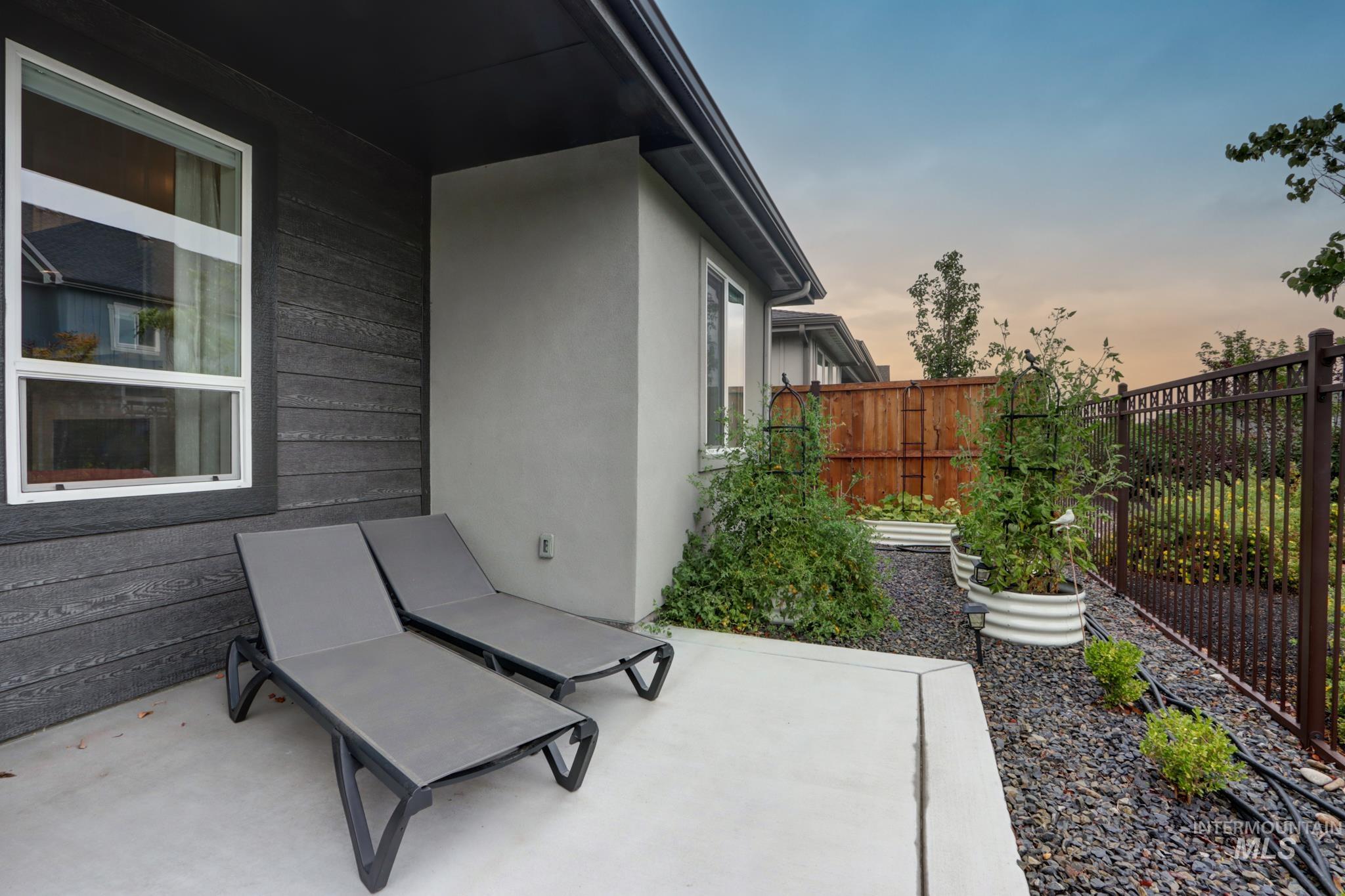 8361 W Meltwater Ln Property Photo 43