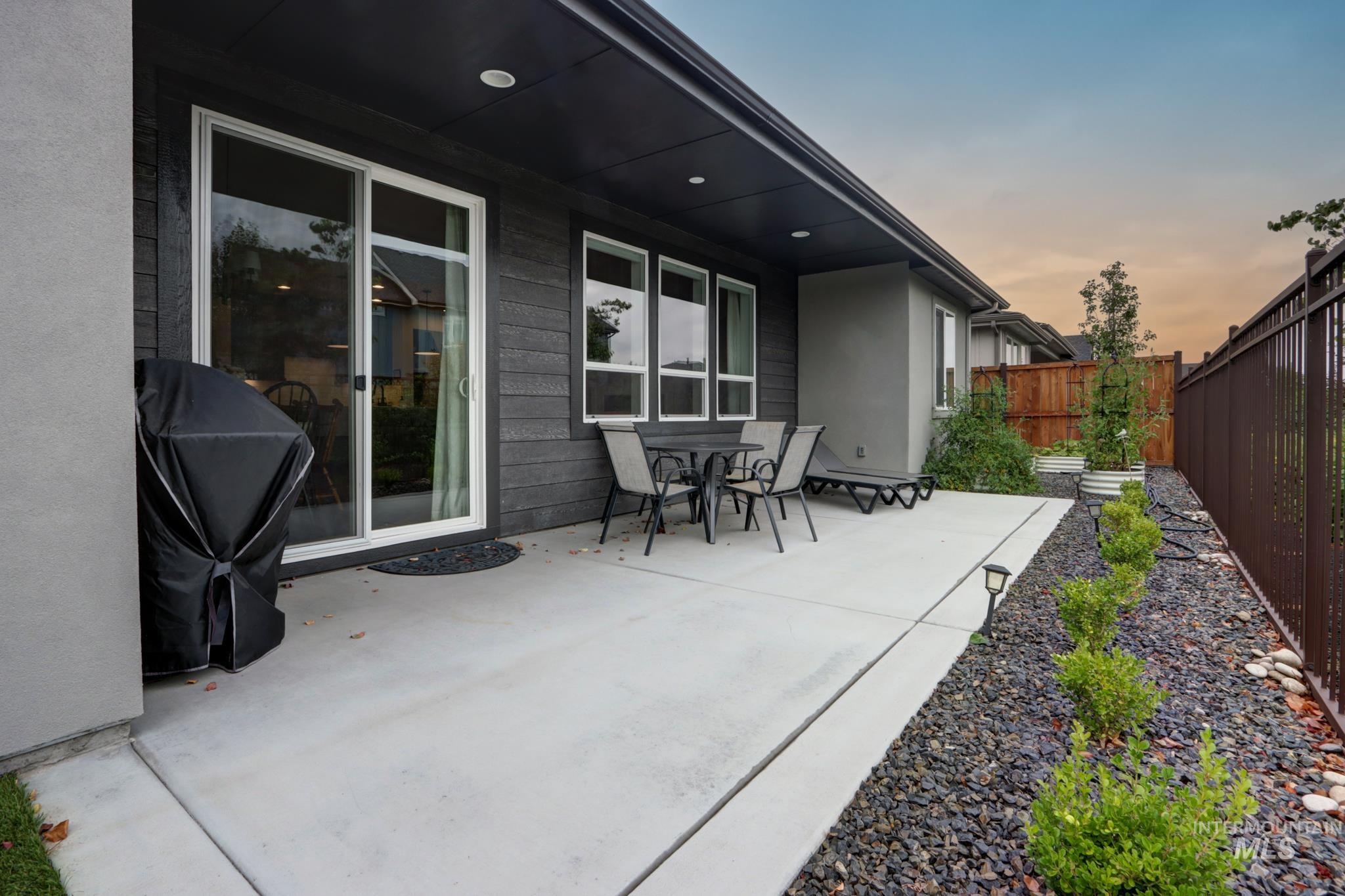 8361 W Meltwater Ln Property Photo 46