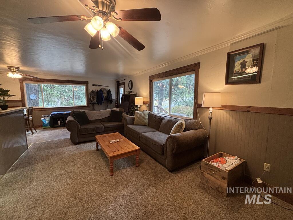 655 West Mountain Rd Property Photo 6