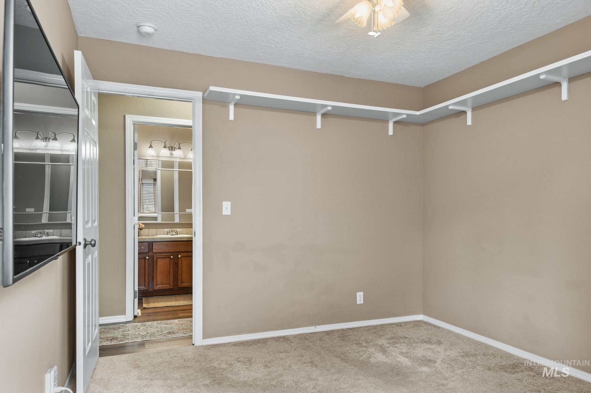 16526 Antigua Ave Property Photo 27