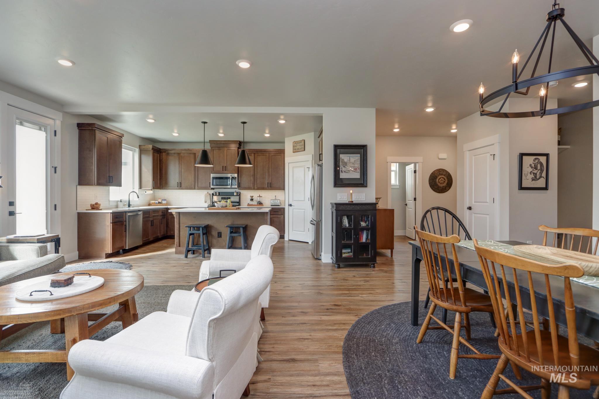 12615 W Rosetta Dr Property Photo 8