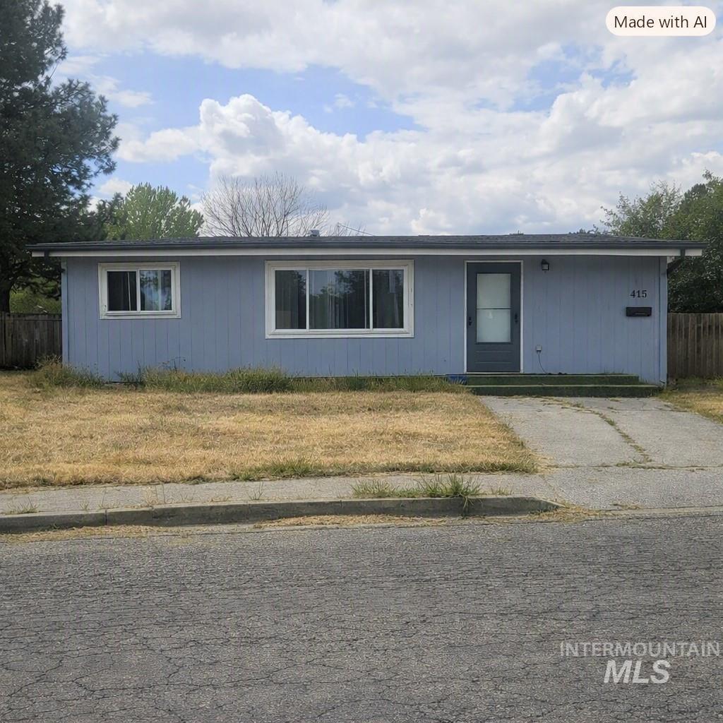 413 N 4th W Property Photo 3