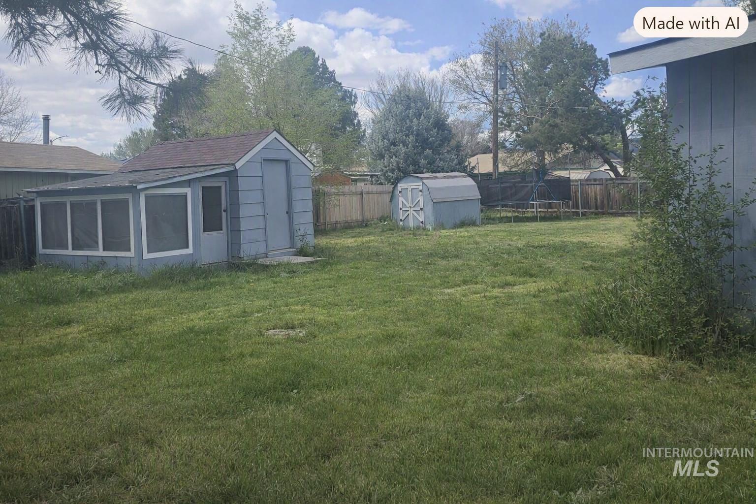 413 N 4th W Property Photo 5