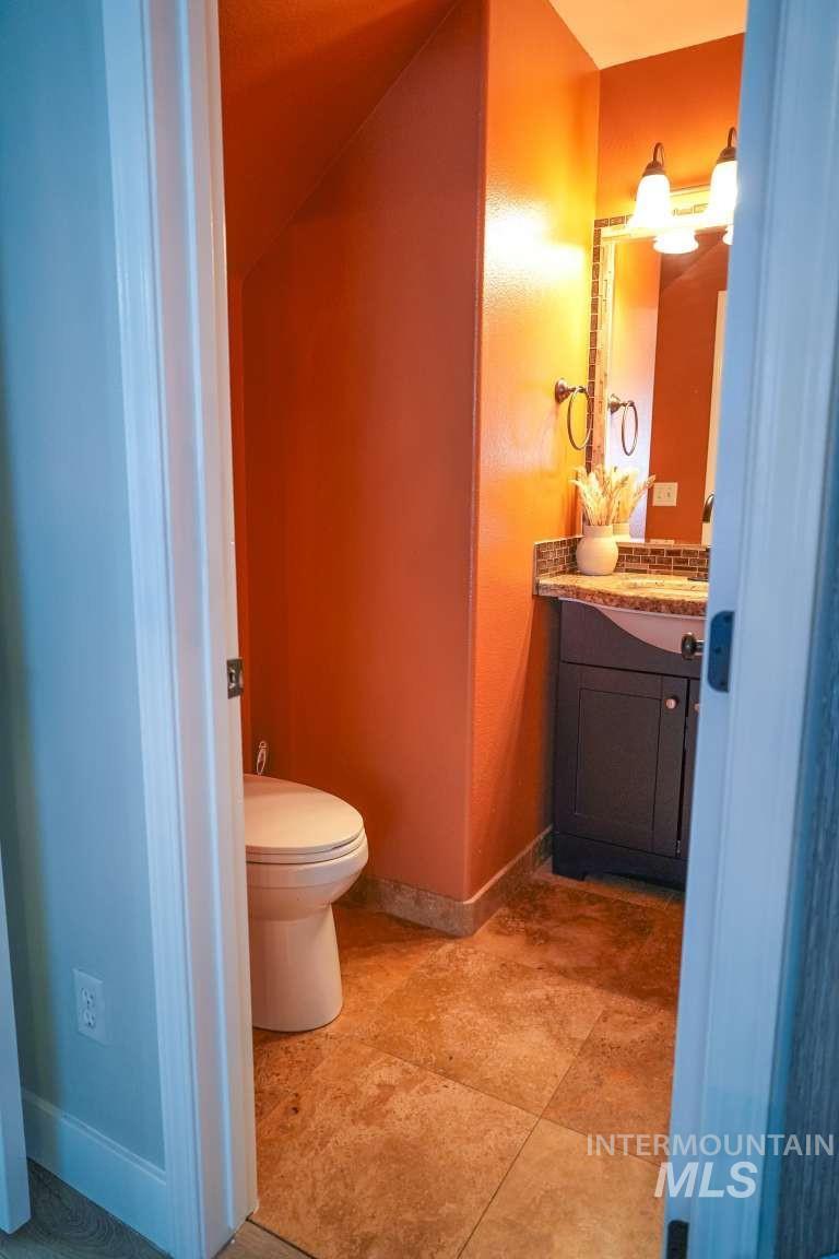 972 W Broadway Ave Property Photo 13