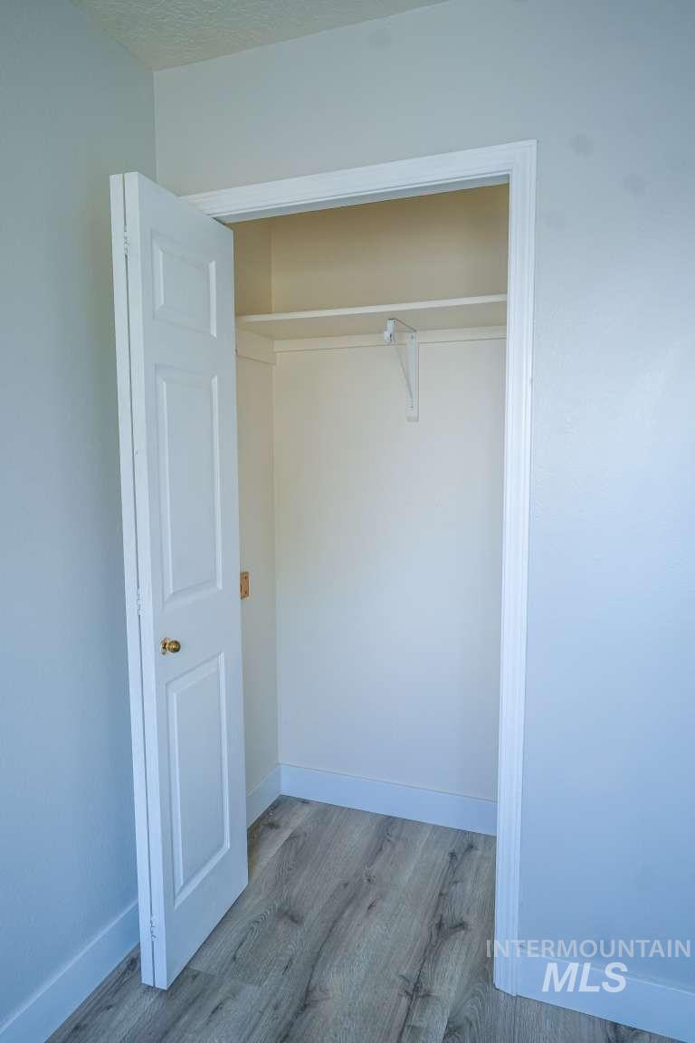 972 W Broadway Ave Property Photo 27
