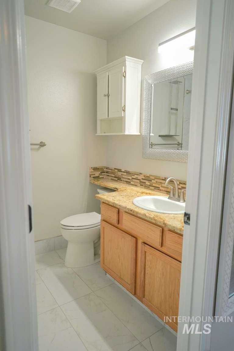 972 W Broadway Ave Property Photo 30