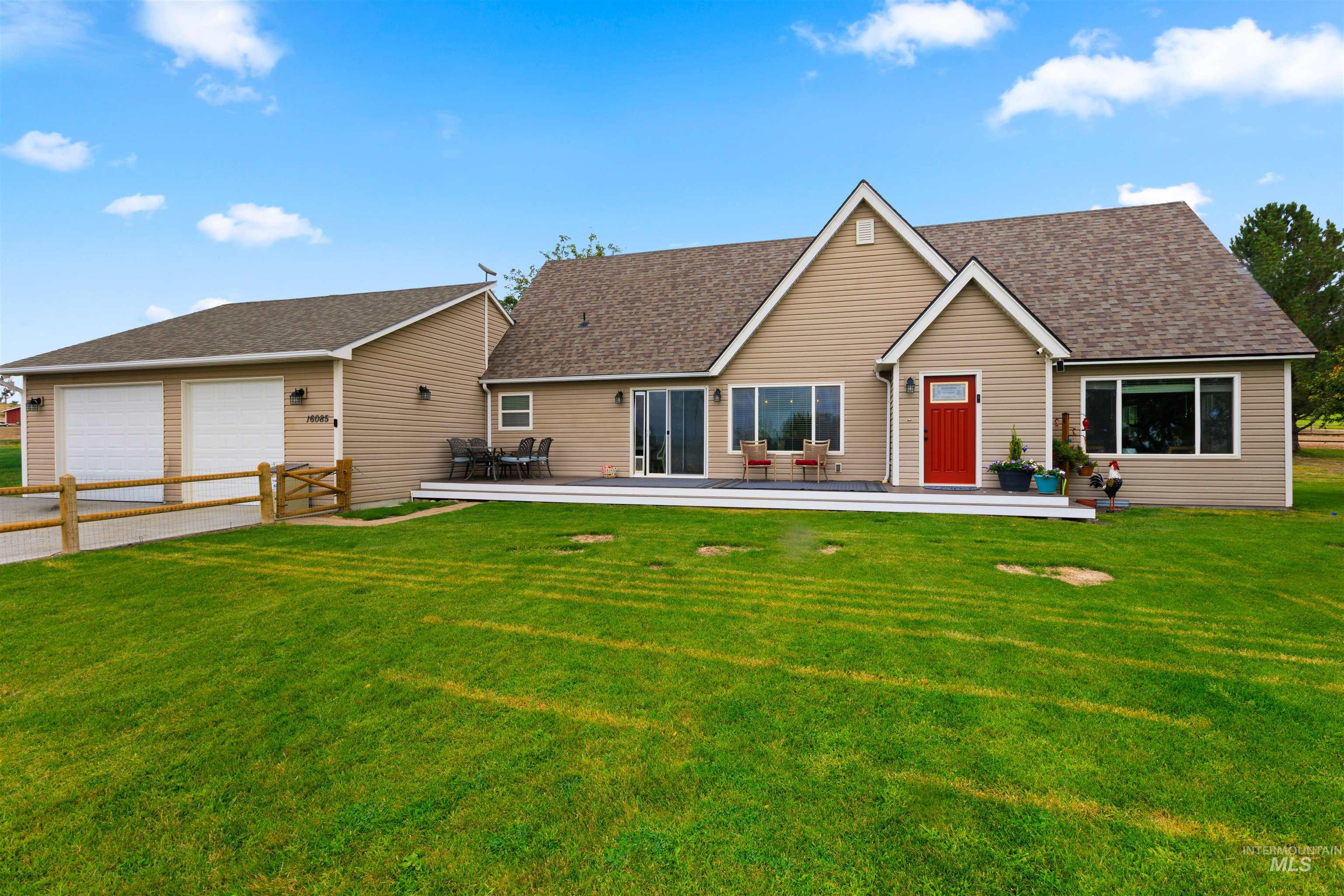 16085 Charleston Dr. Property Photo 1