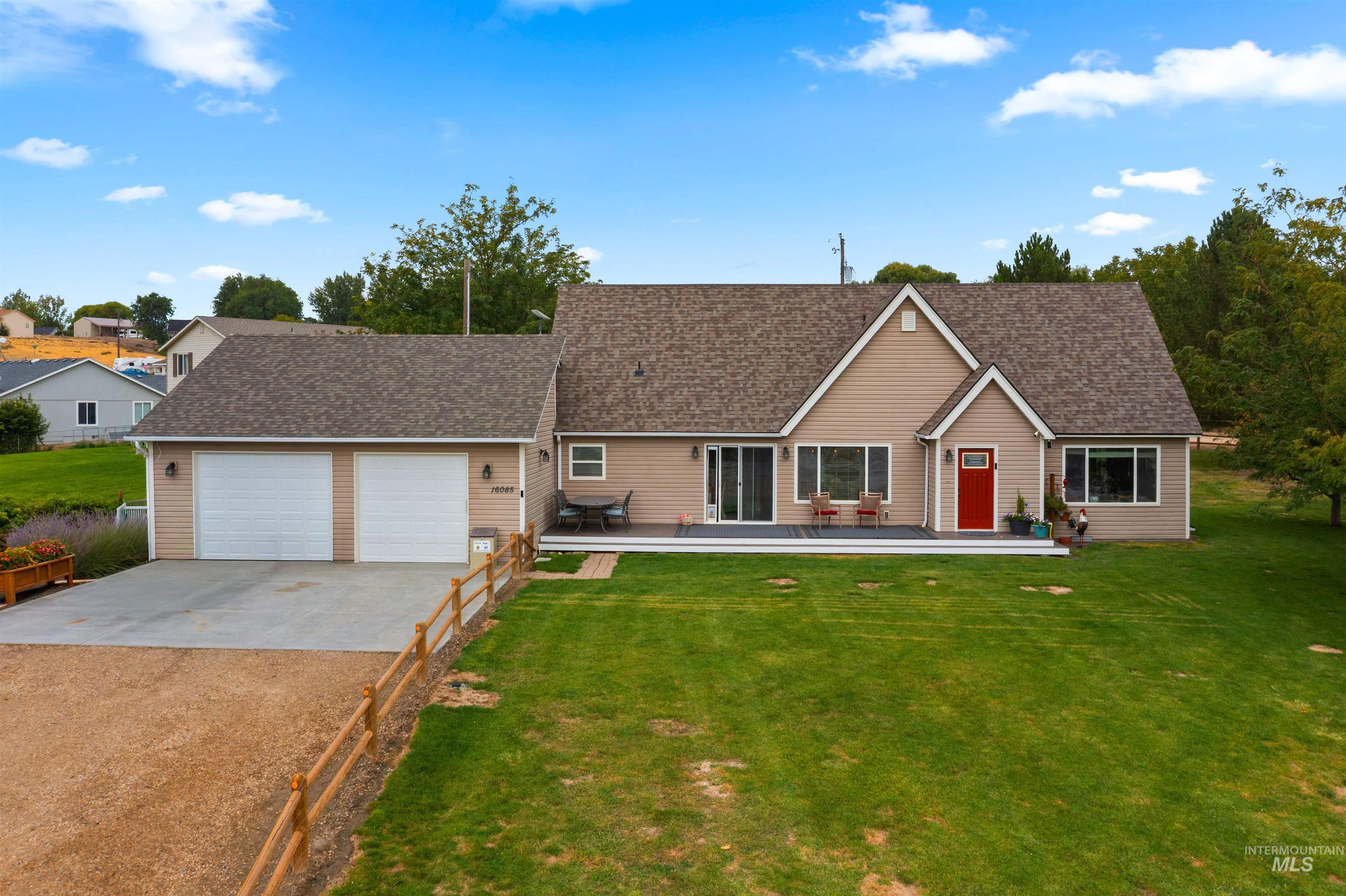 16085 Charleston Dr. Property Photo 5