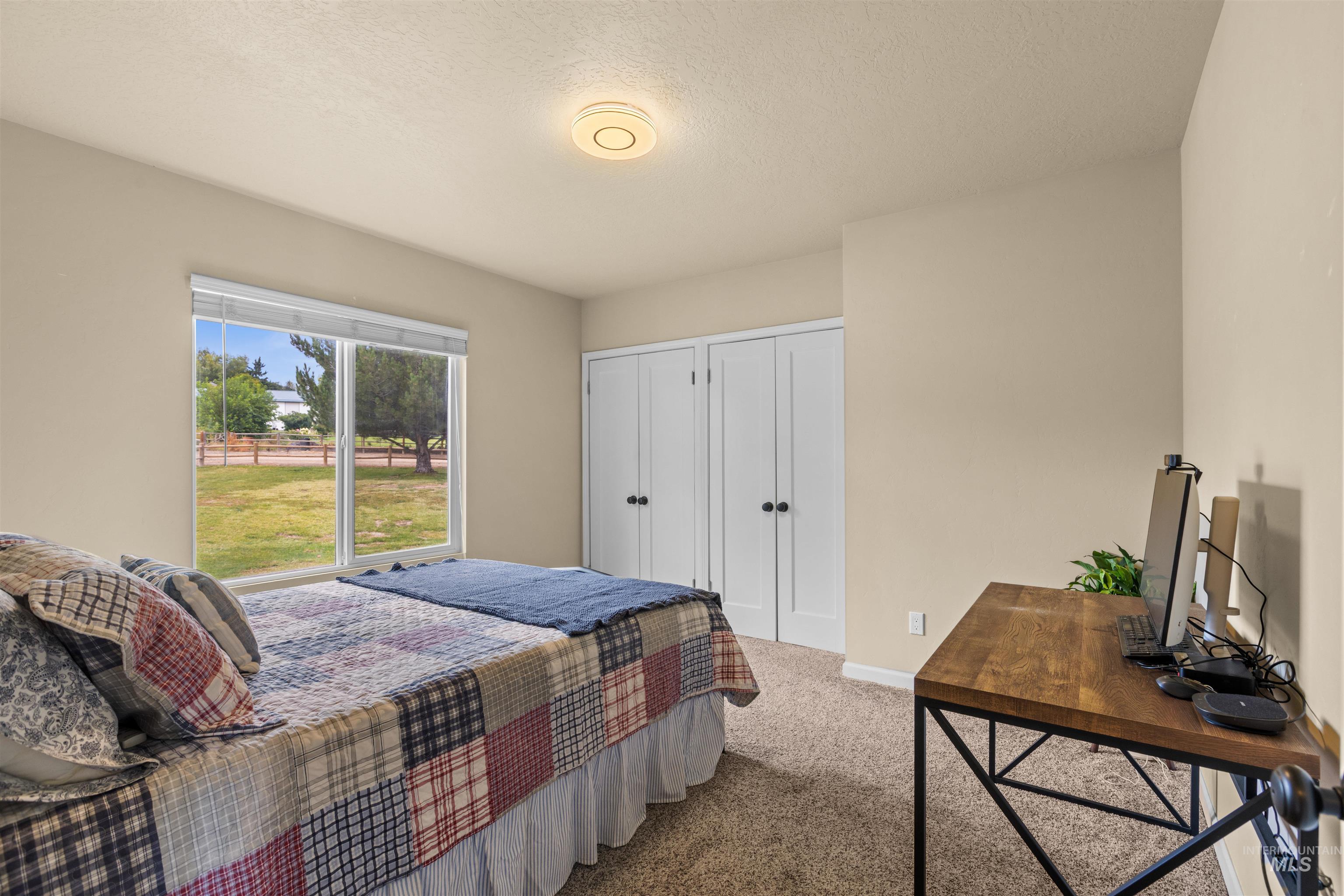 16085 Charleston Dr. Property Photo 33