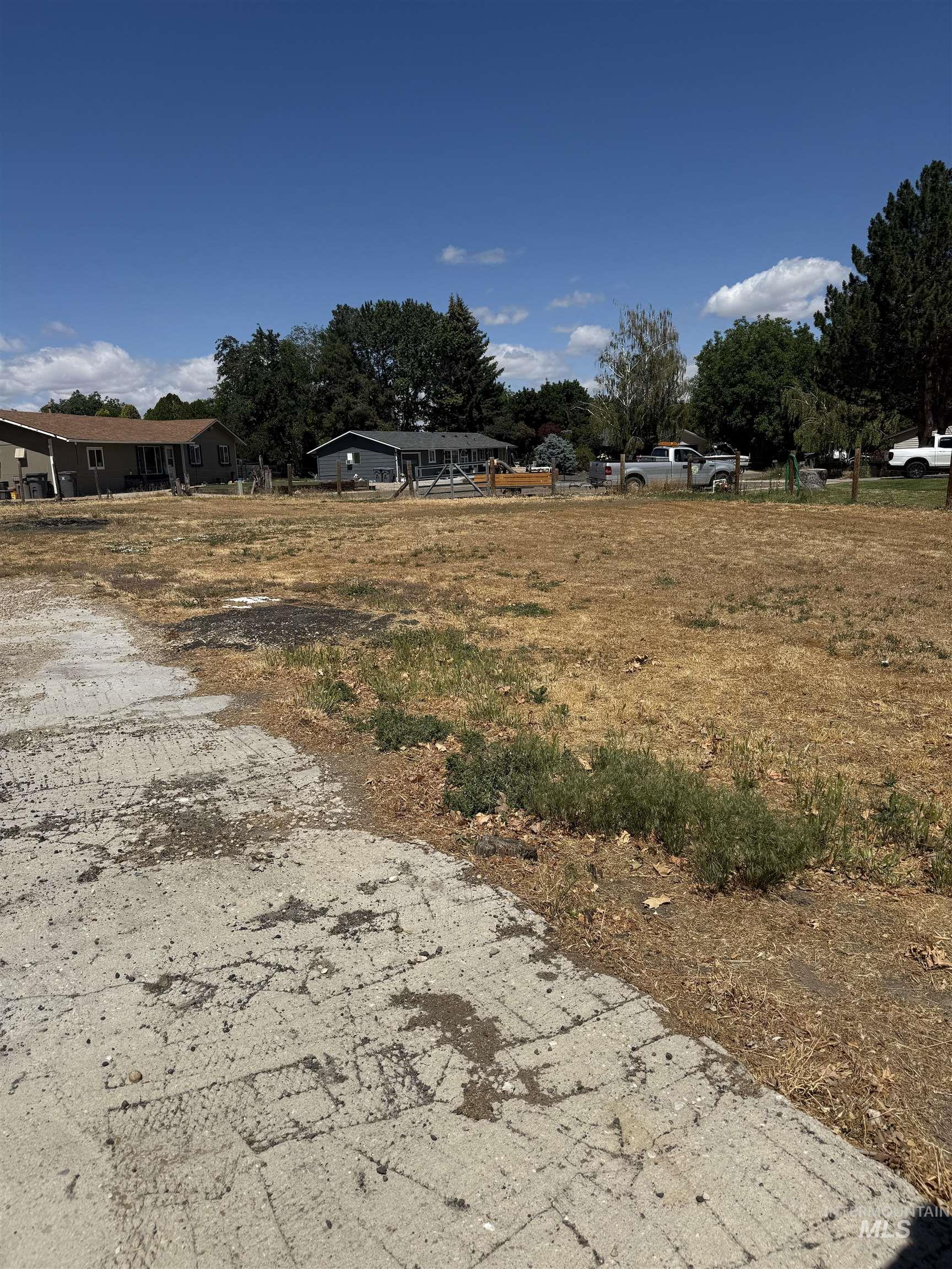 Tbd Sequoia Pl Property Photo 1