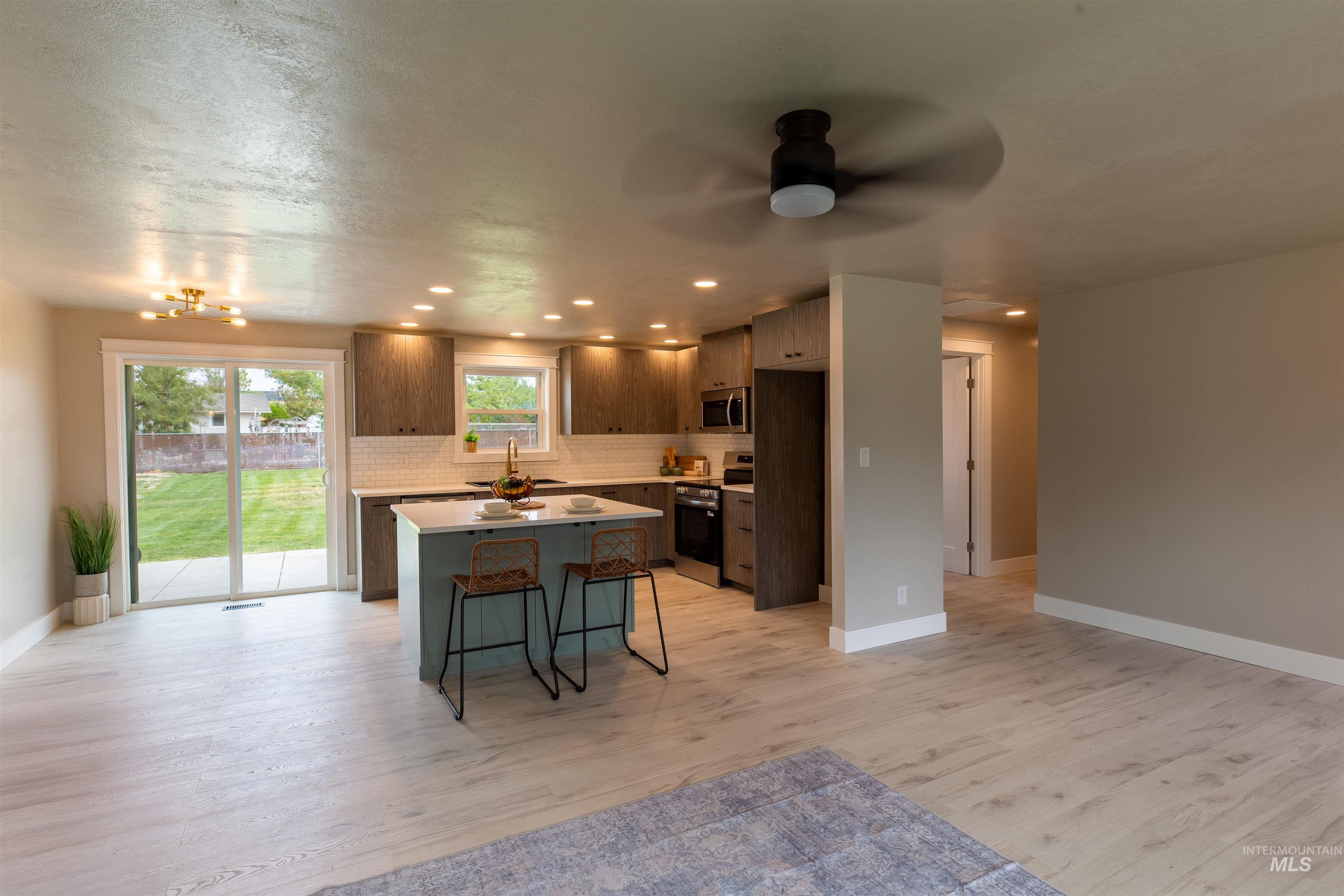 10782 W Ogden Property Photo 5
