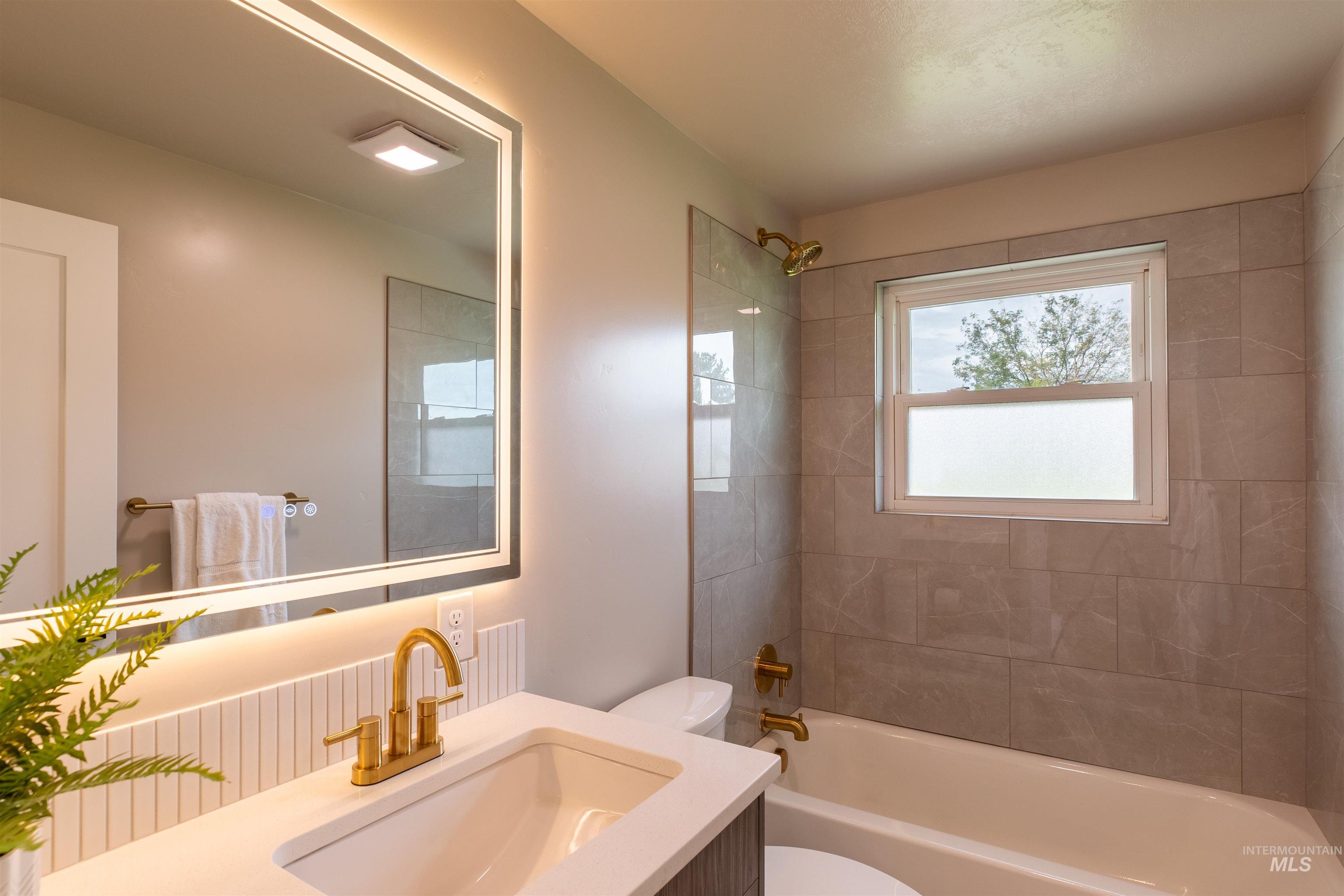 10782 W Ogden Property Photo 29