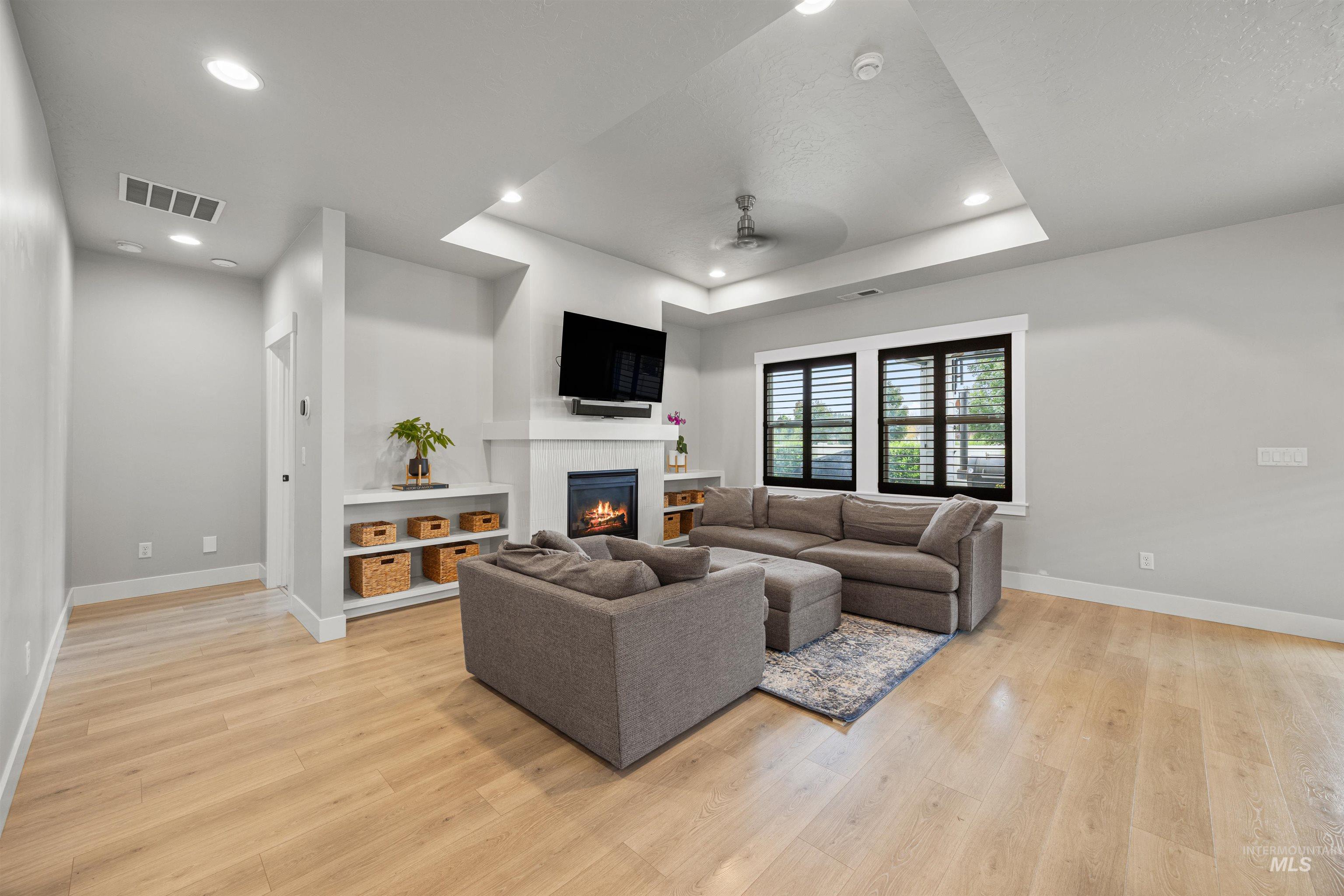 2981 E Diorite St Property Photo 8