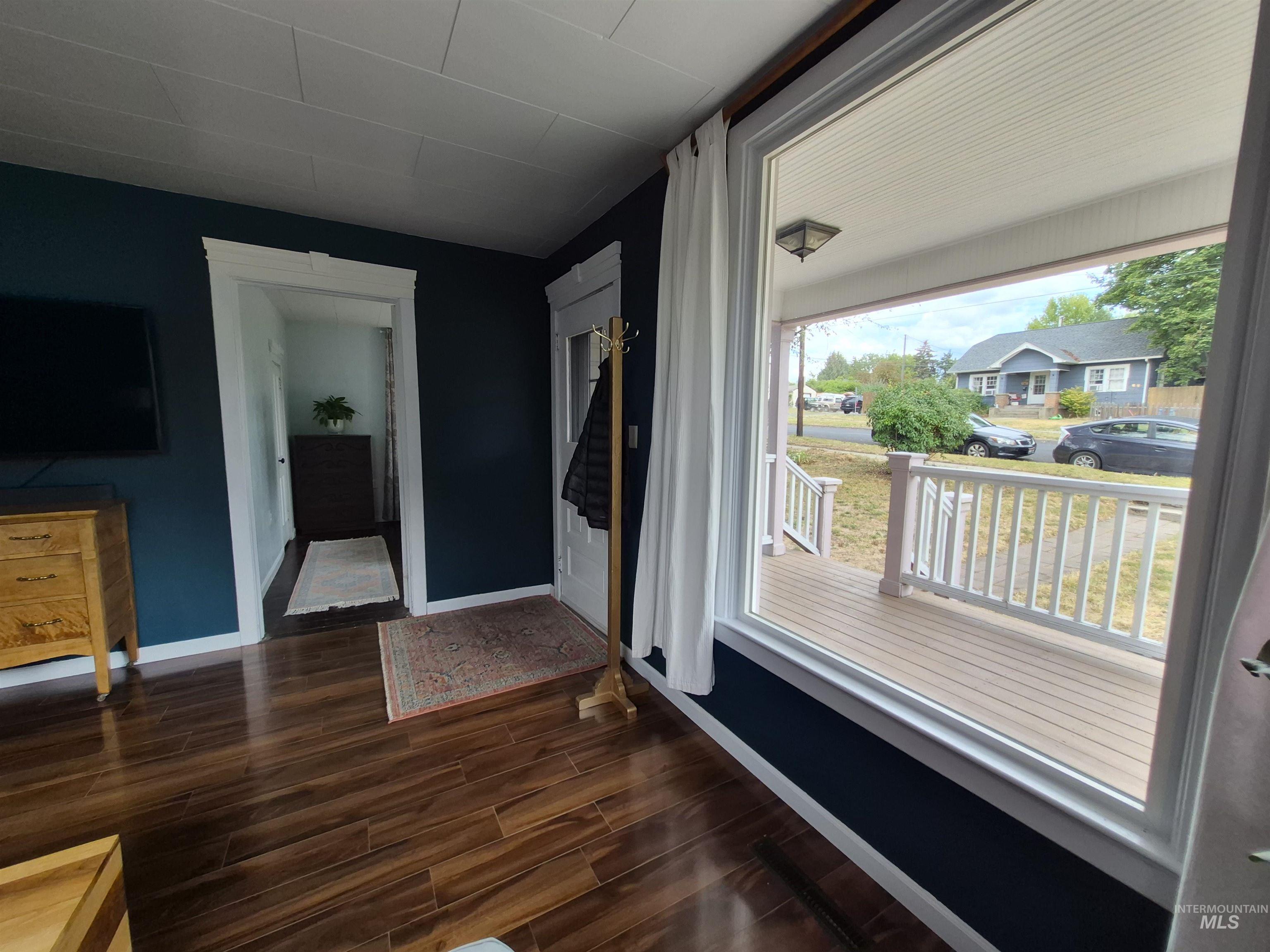 1013 Logan Property Photo 7