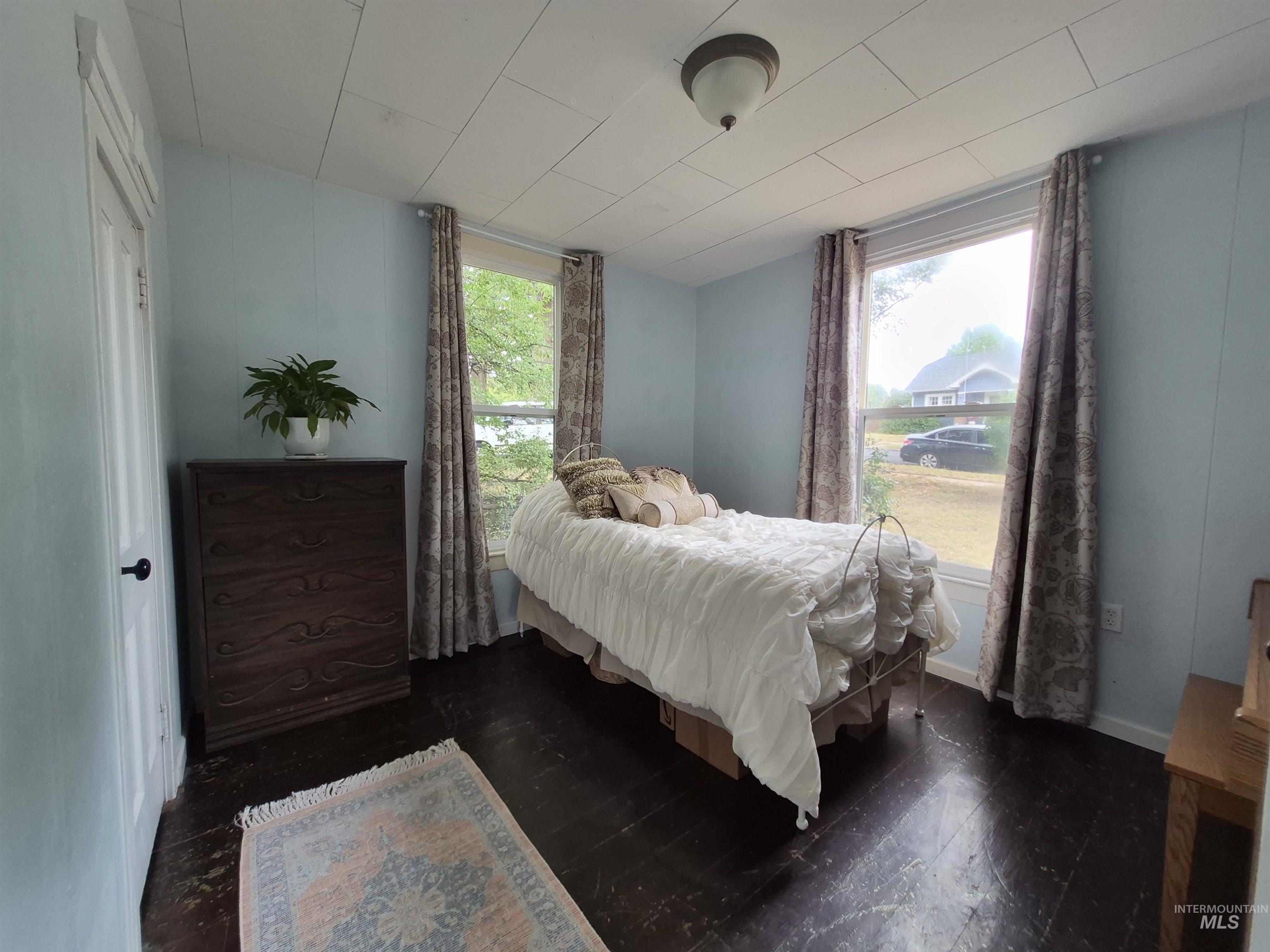 1013 Logan Property Photo 10