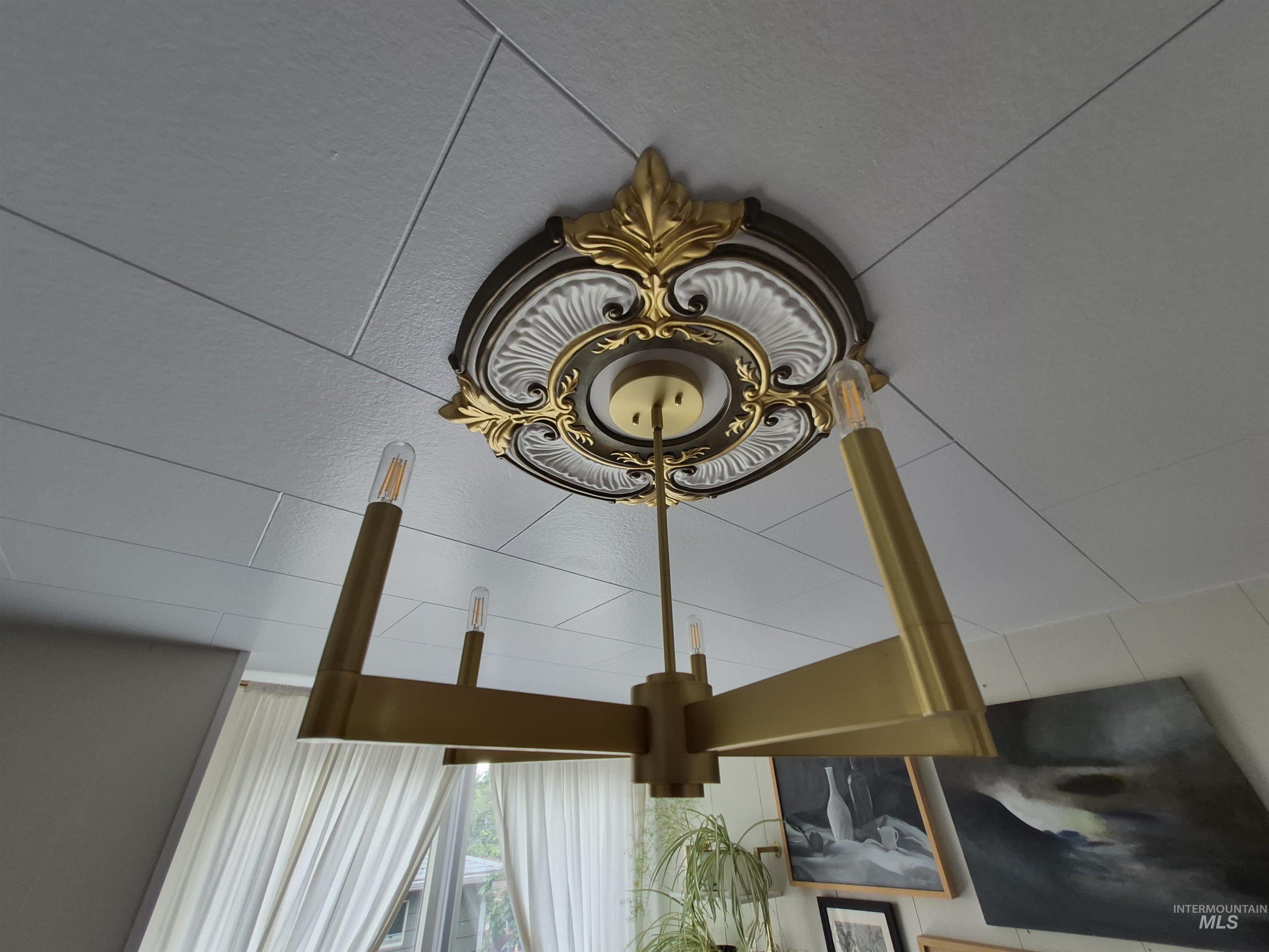 1013 Logan Property Photo 14