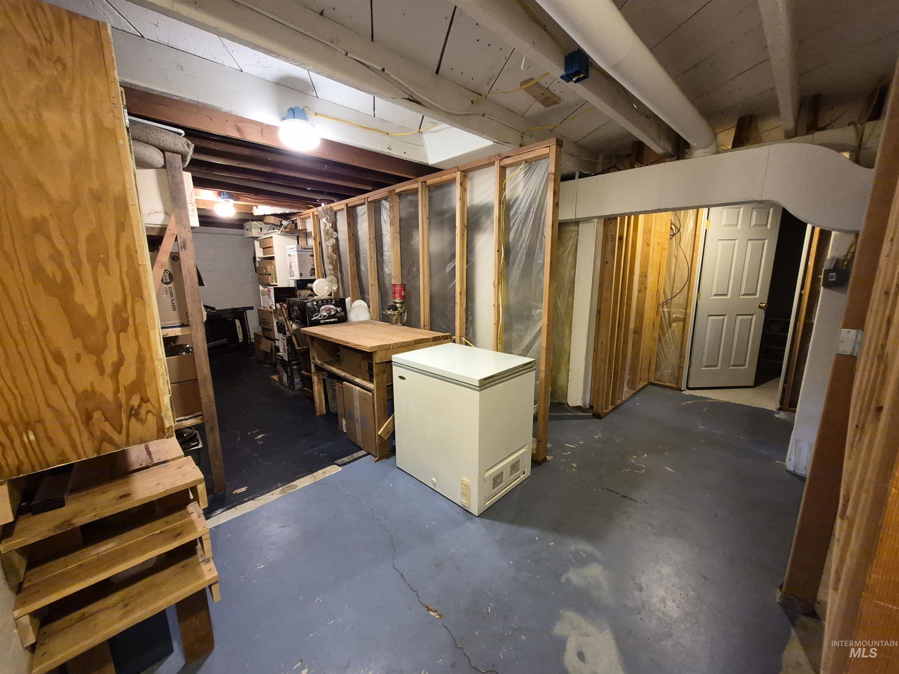 1013 Logan Property Photo 26