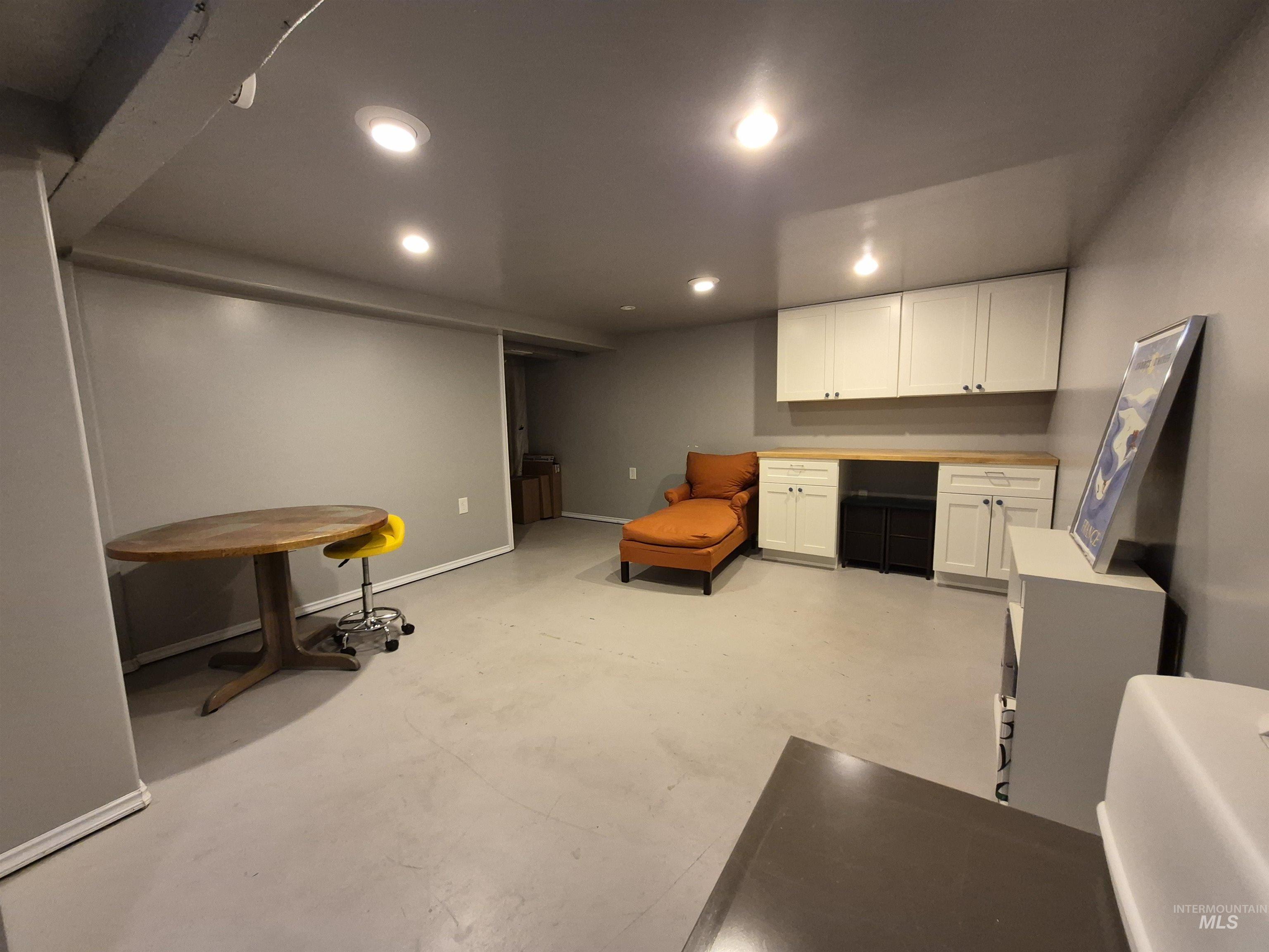 1013 Logan Property Photo 29