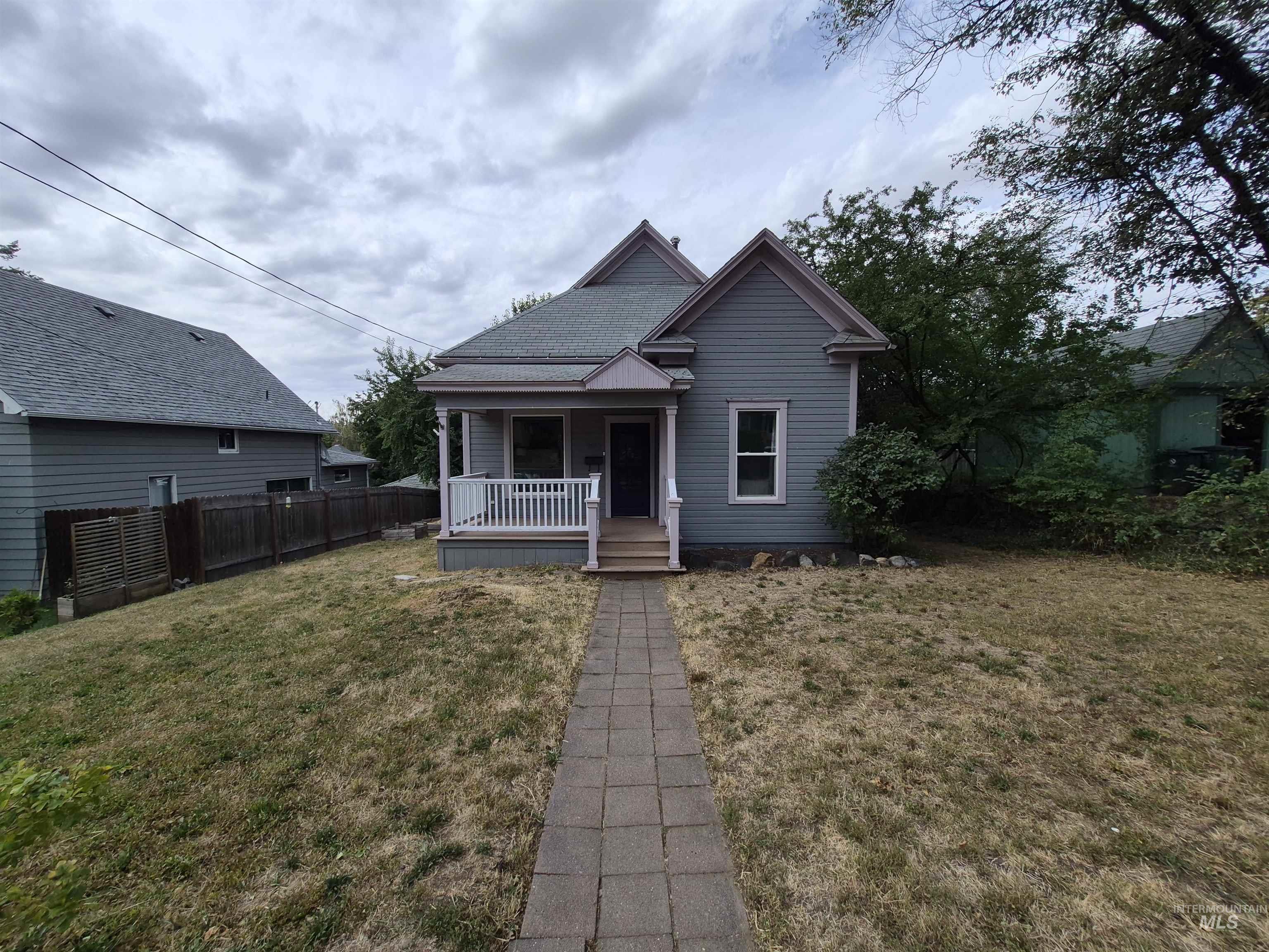 1013 Logan Property Photo 34