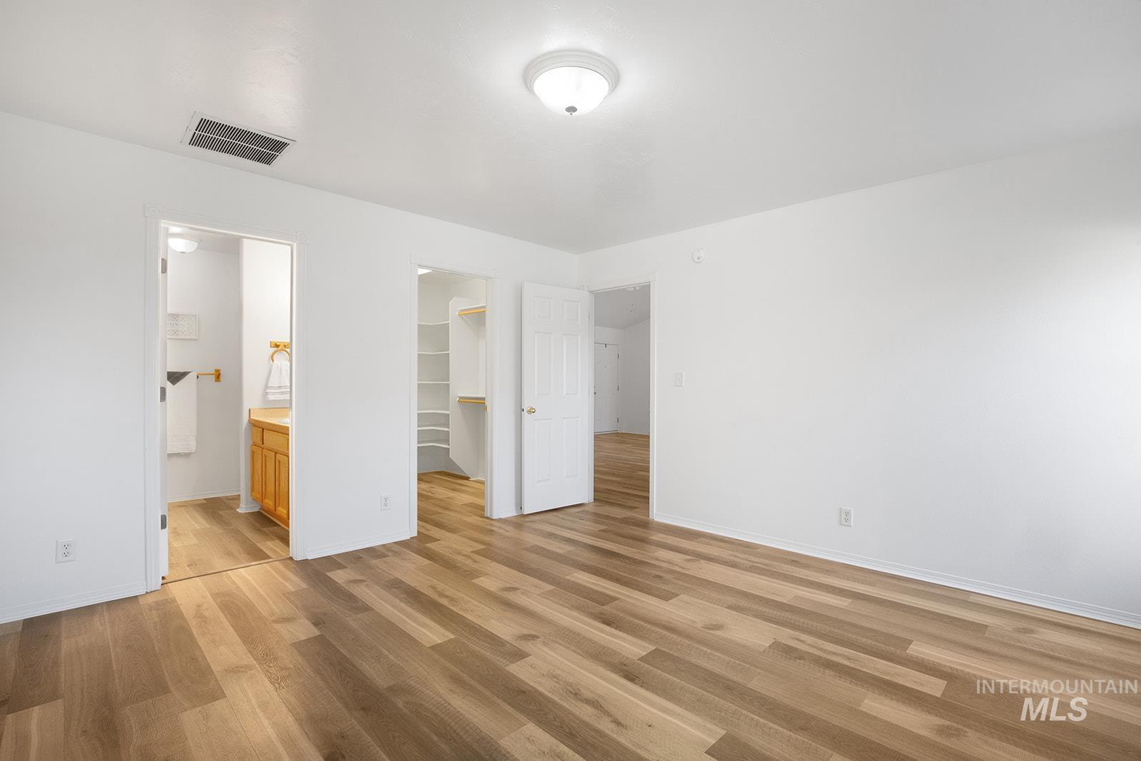 2440 Ironwood Ave. Property Photo 12