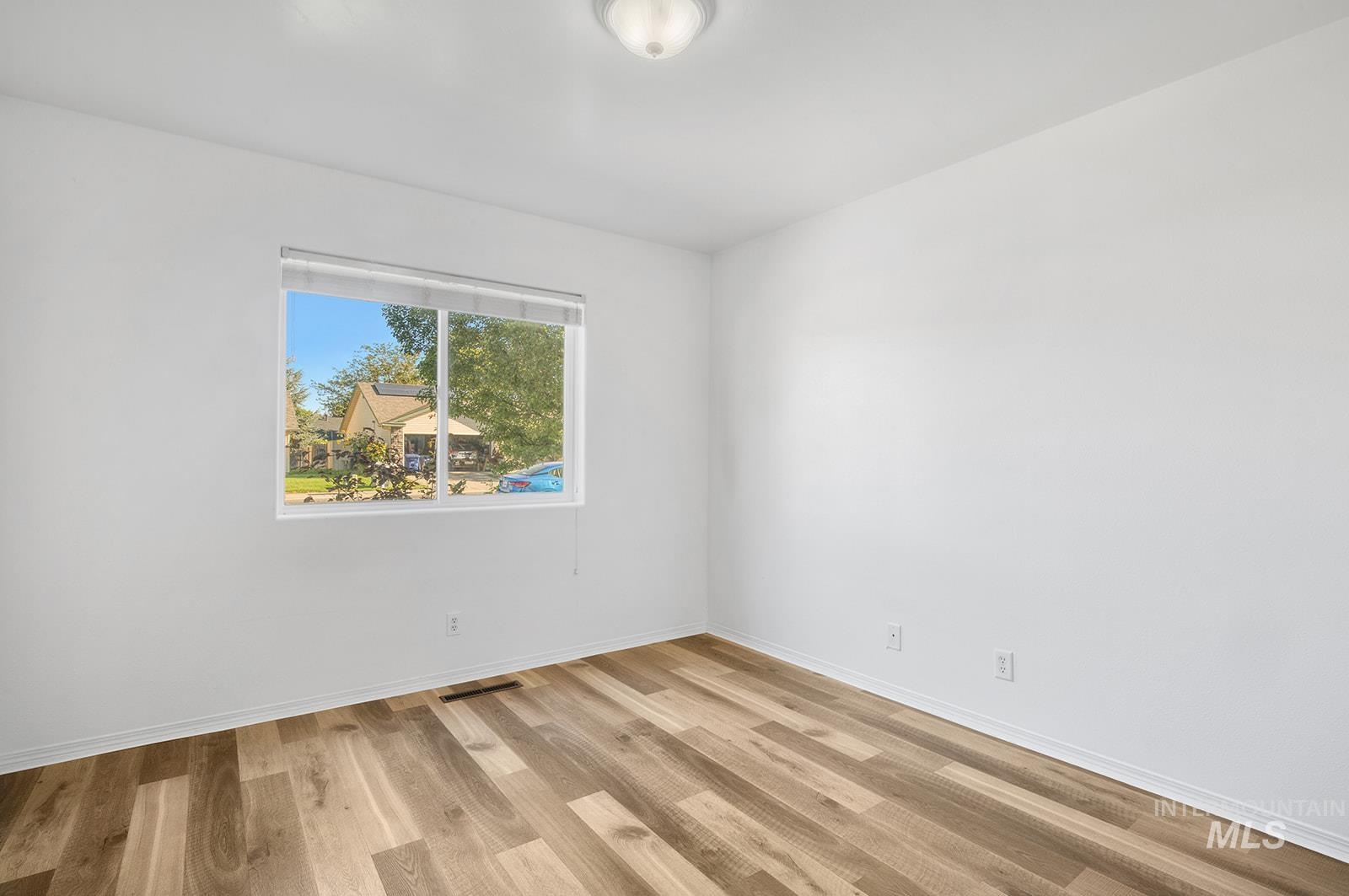 2440 Ironwood Ave. Property Photo 17