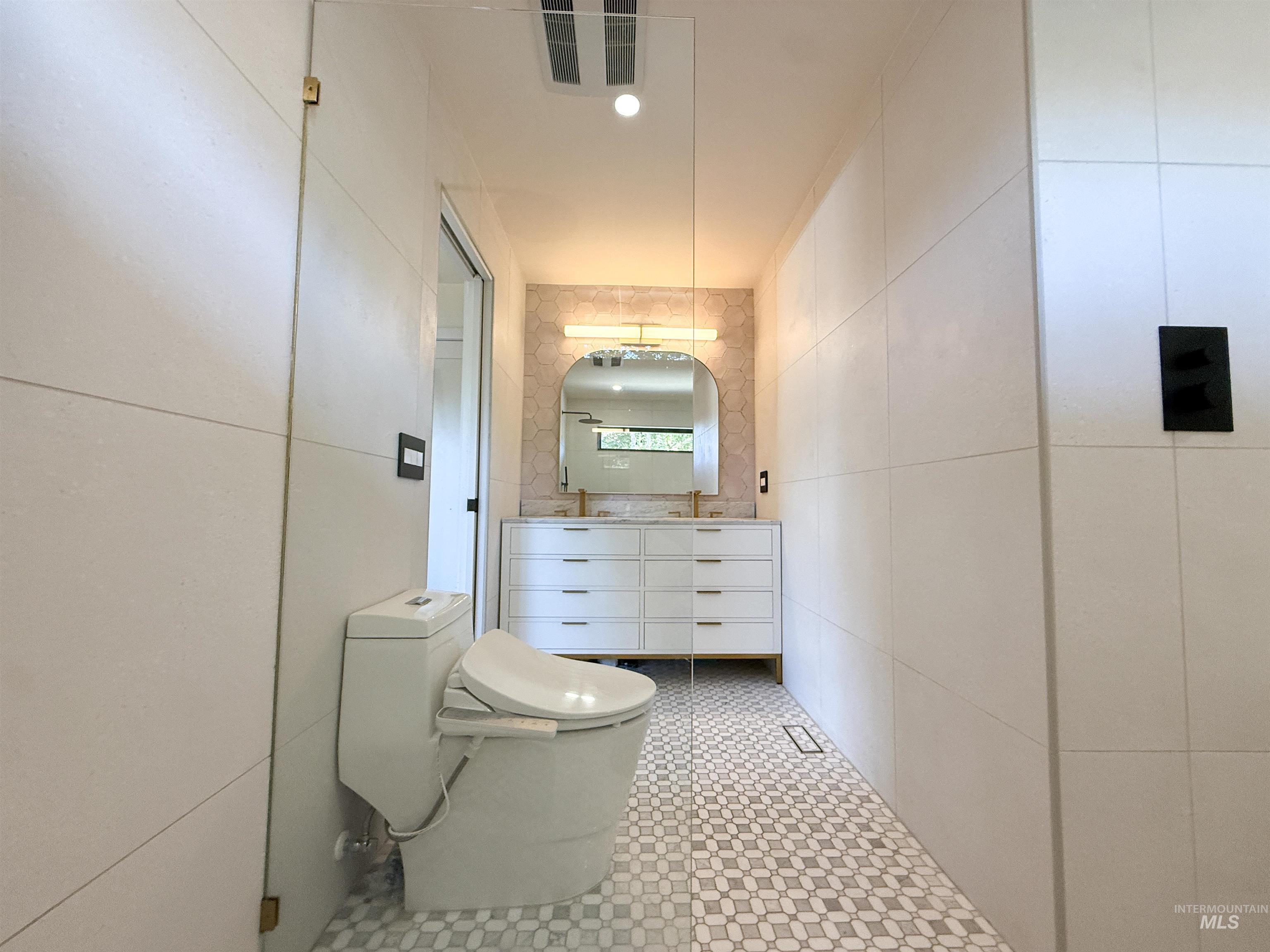 5605 W Plymouth Property Photo 12