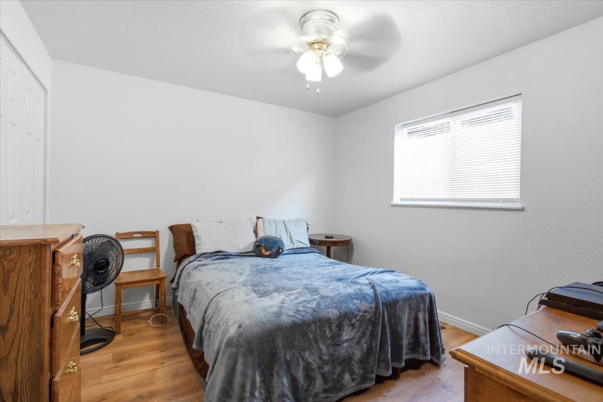 1208 S Fern St Property Photo 12