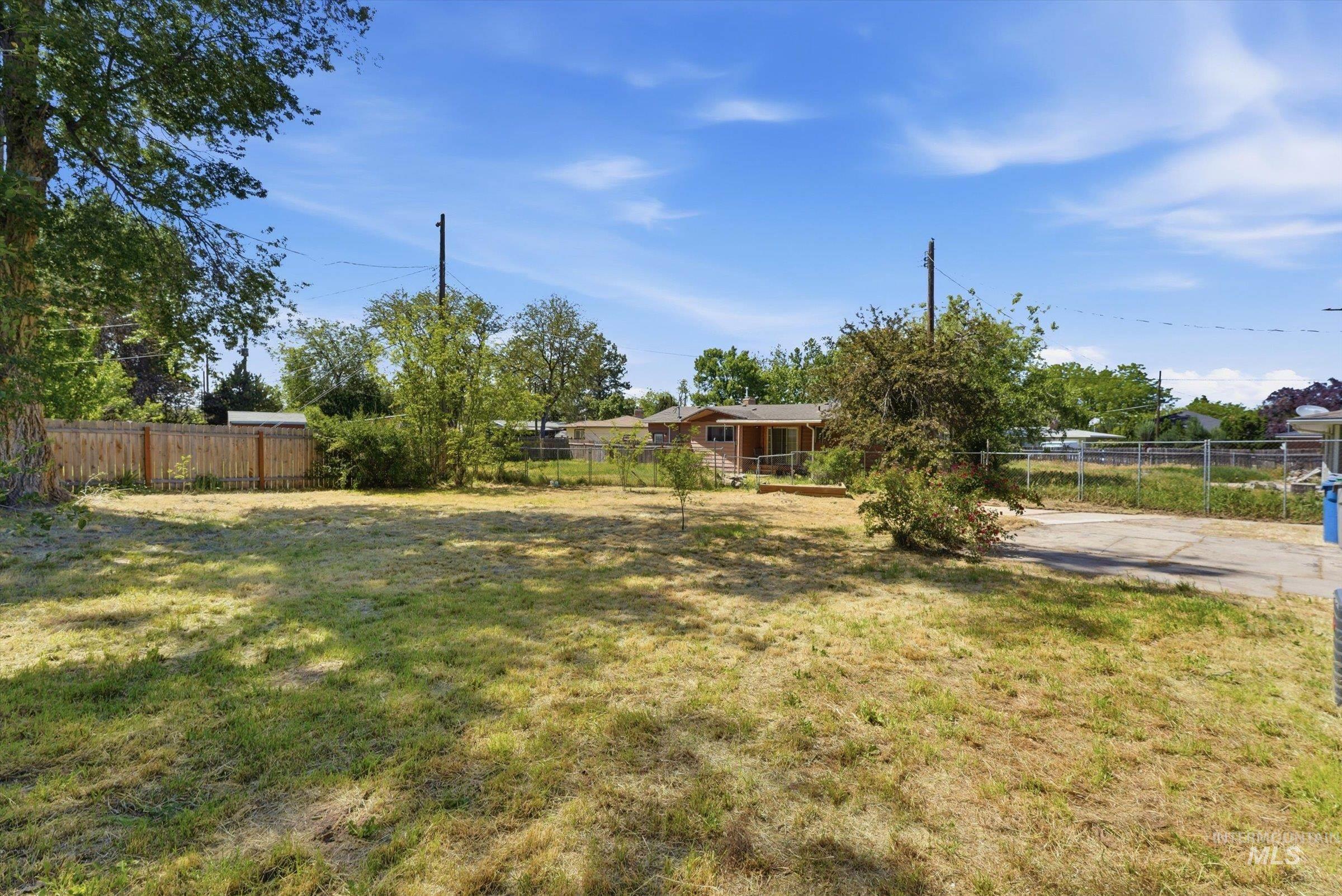 2519 S Vista Ave Property Photo 30