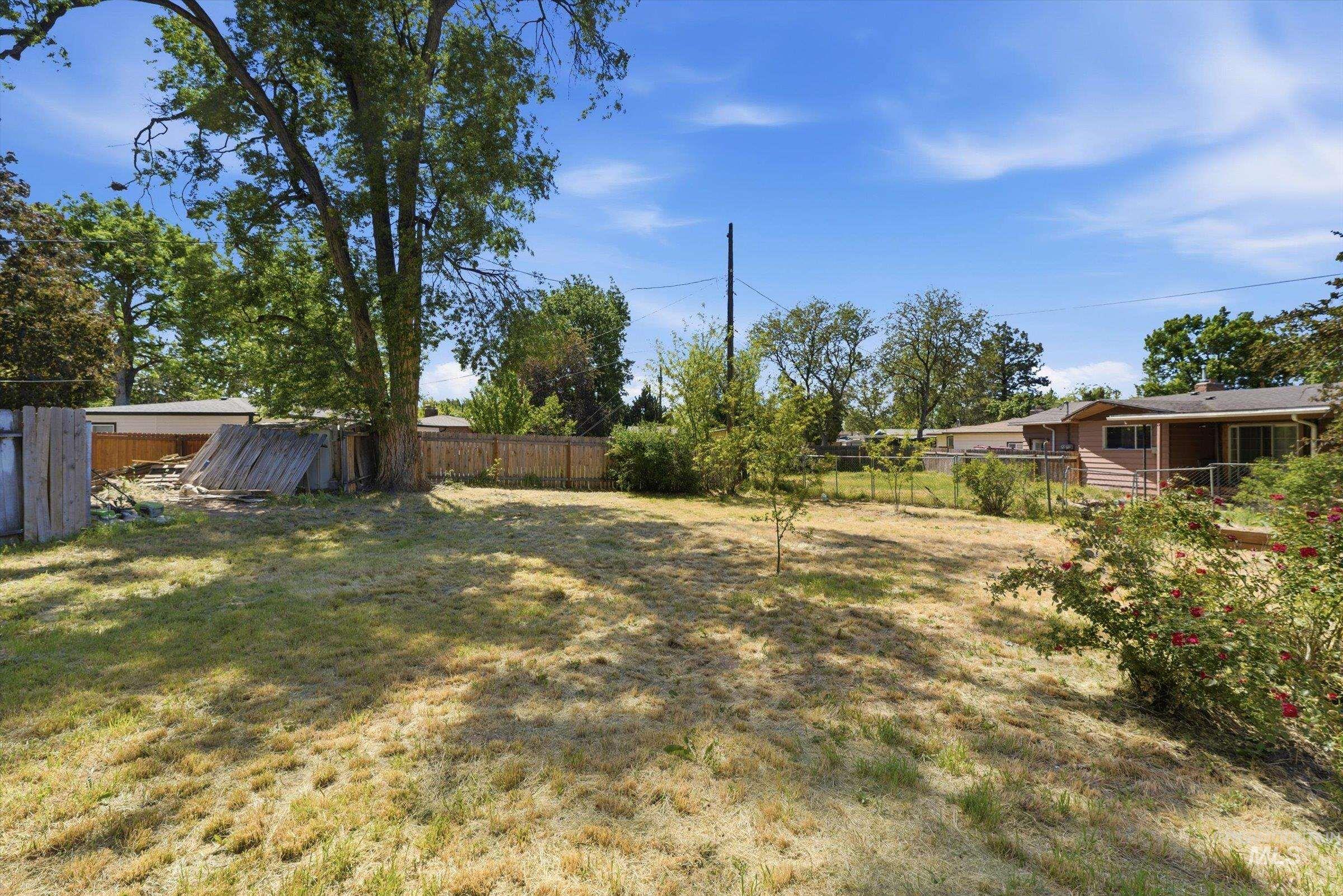 2519 S Vista Ave Property Photo 31